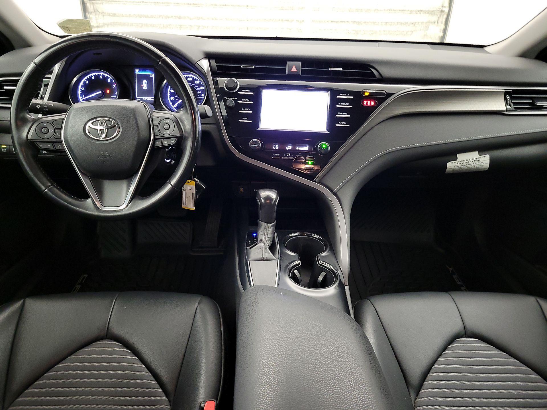 Thumbnail: 2019 Toyota Camry - 9