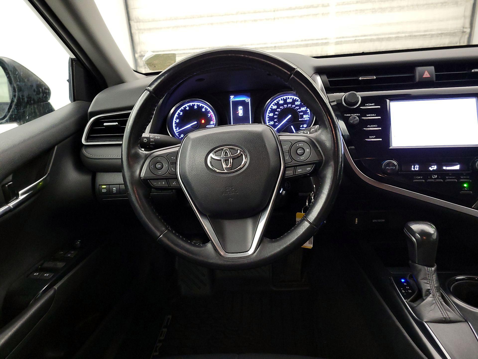 Thumbnail: 2019 Toyota Camry - 10