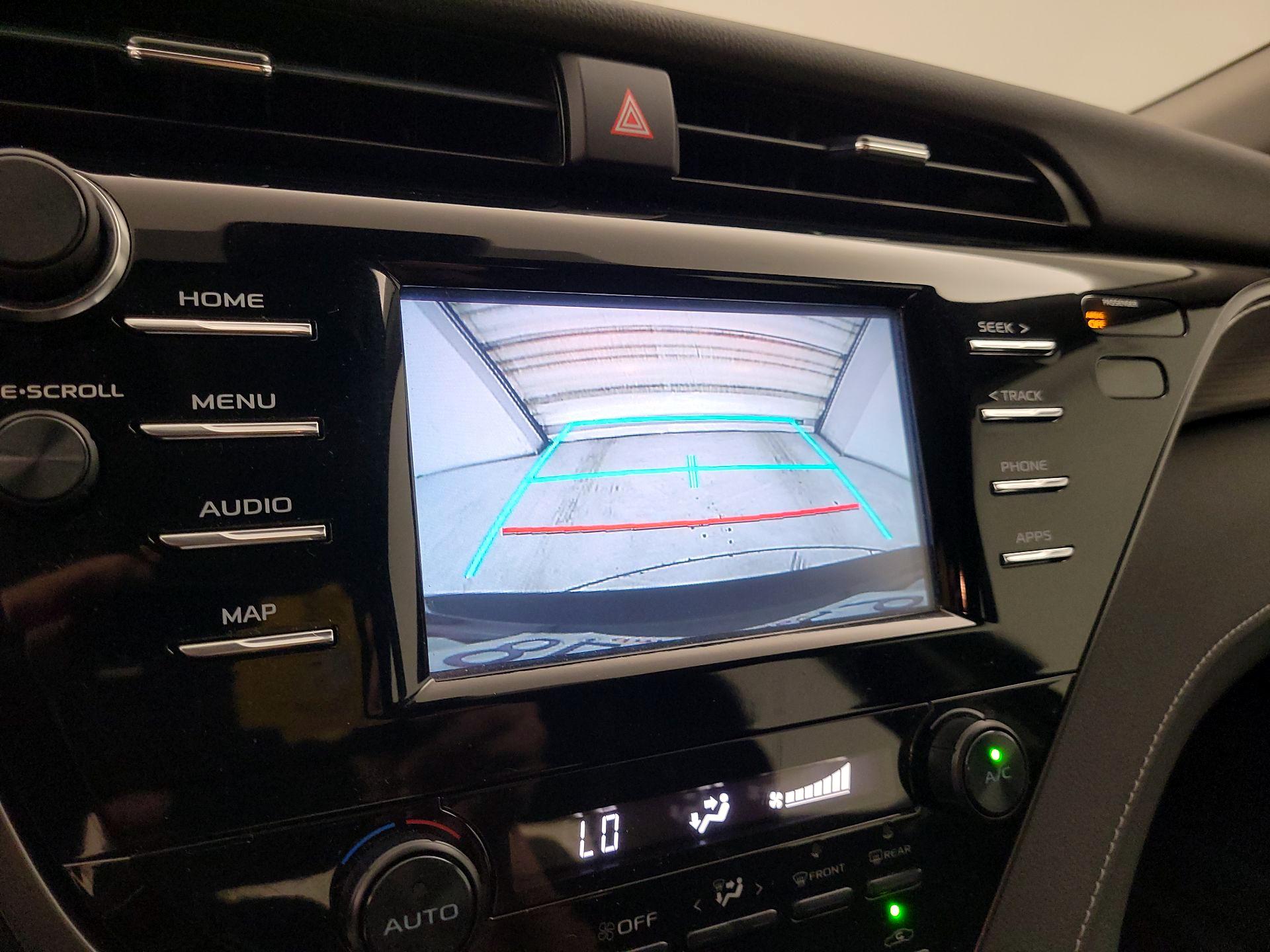 Thumbnail: 2019 Toyota Camry - 13