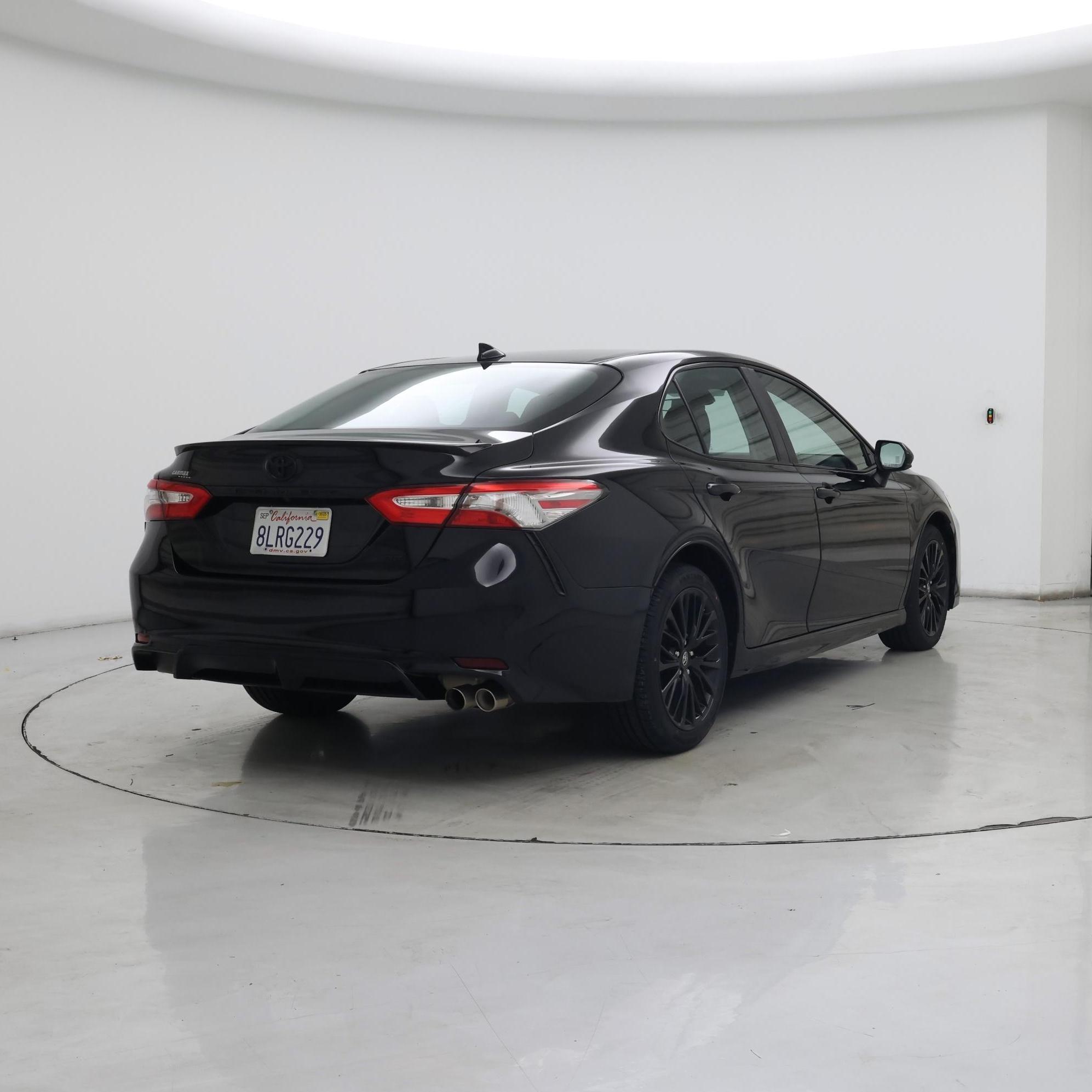 Thumbnail: 2019 Toyota Camry - 8