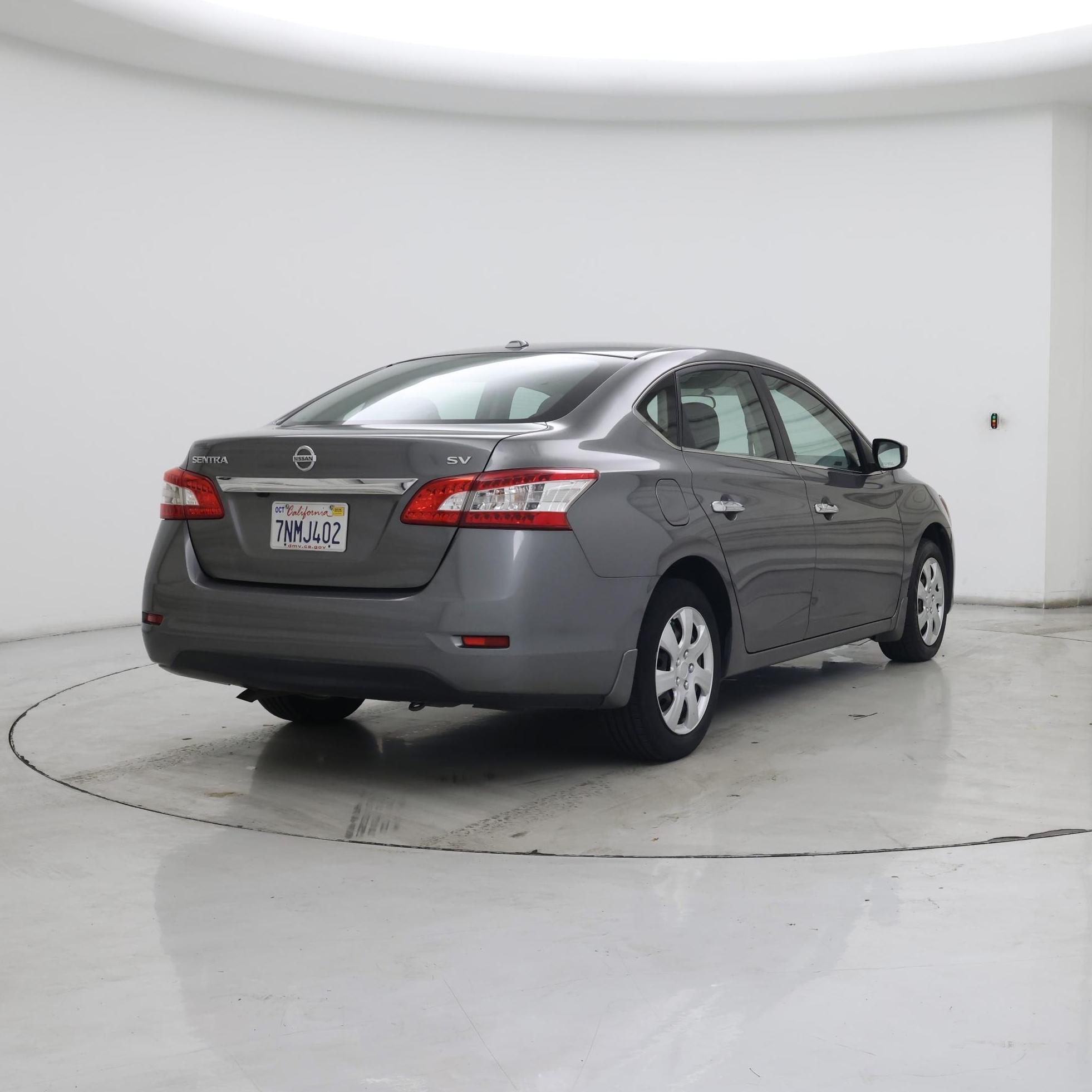 Thumbnail: 2015 Nissan Sentra - 8
