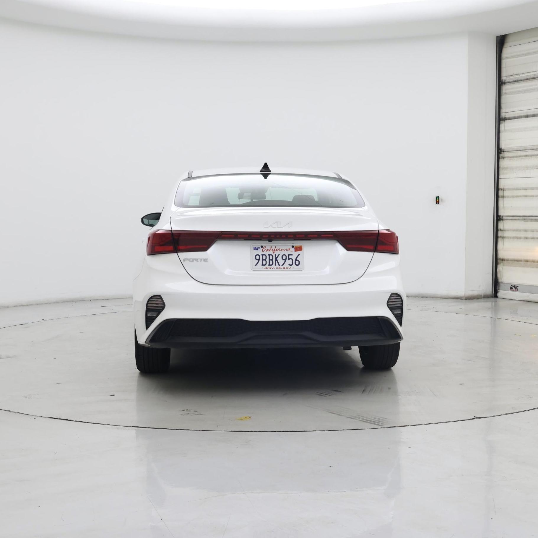 Thumbnail: 2022 Kia Forte - 6