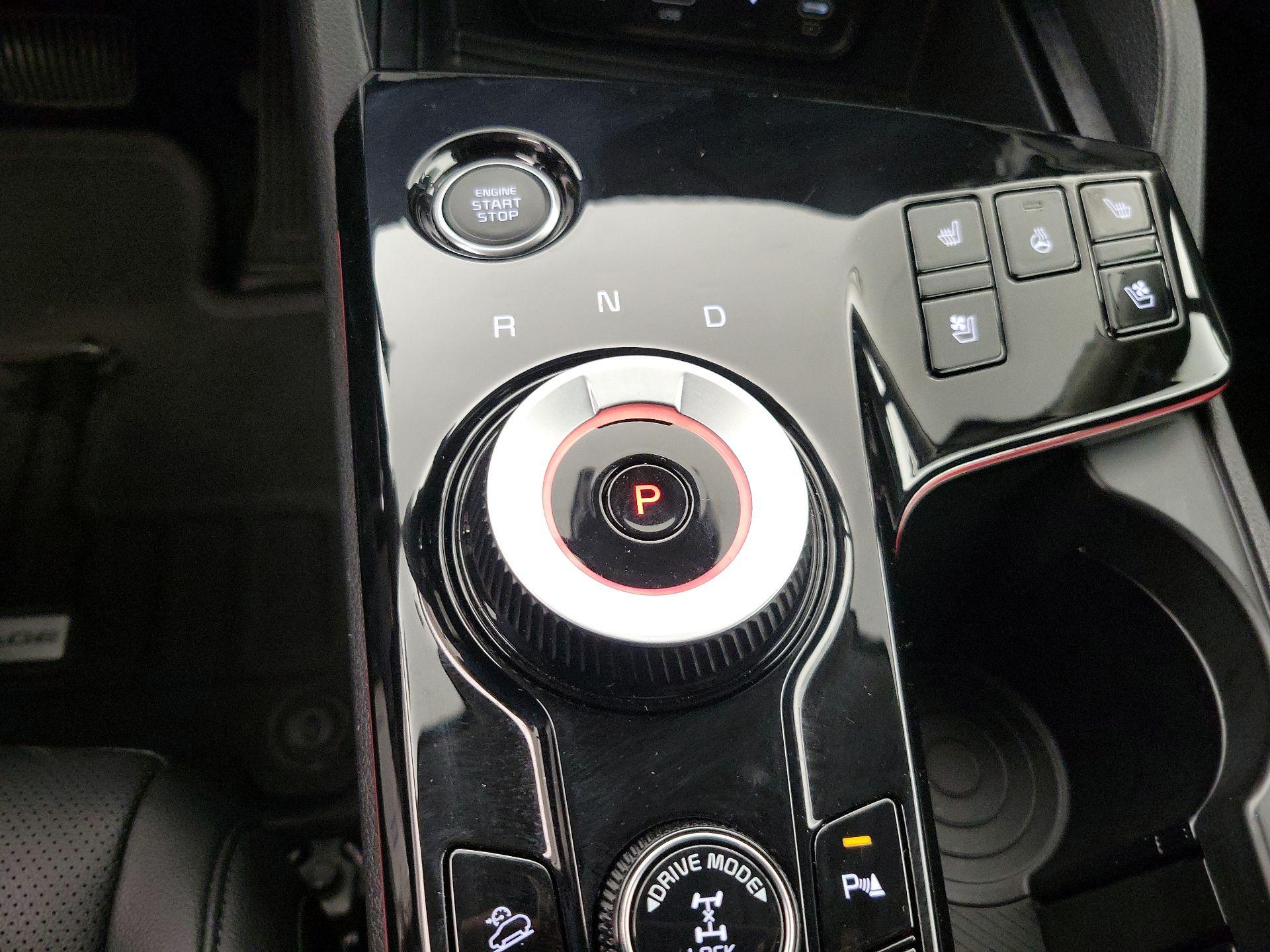 Thumbnail: 2023 Kia Sportage - 18