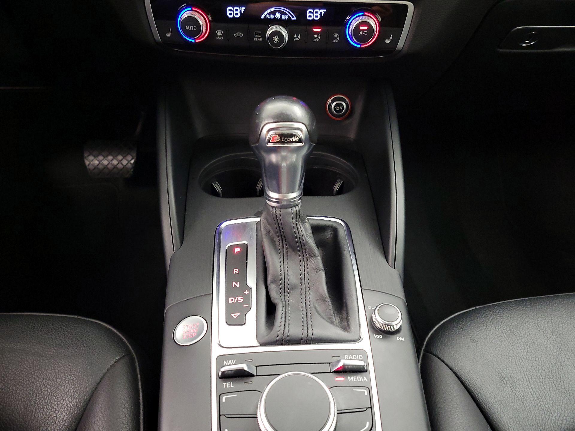 Thumbnail: 2015 Audi A3 - 16