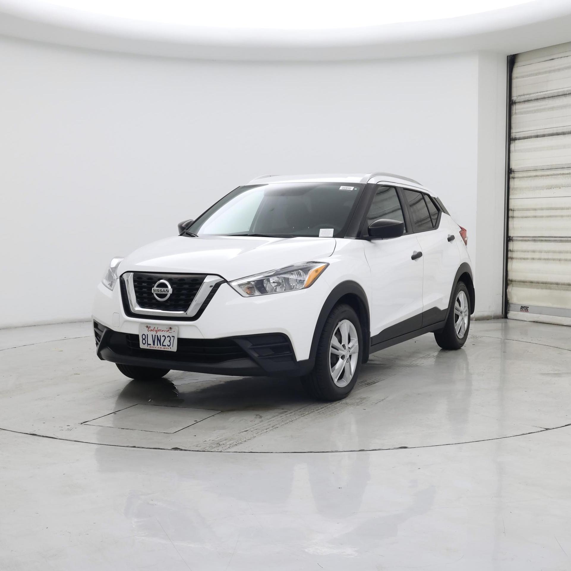 Thumbnail: 2019 Nissan Kicks - 4