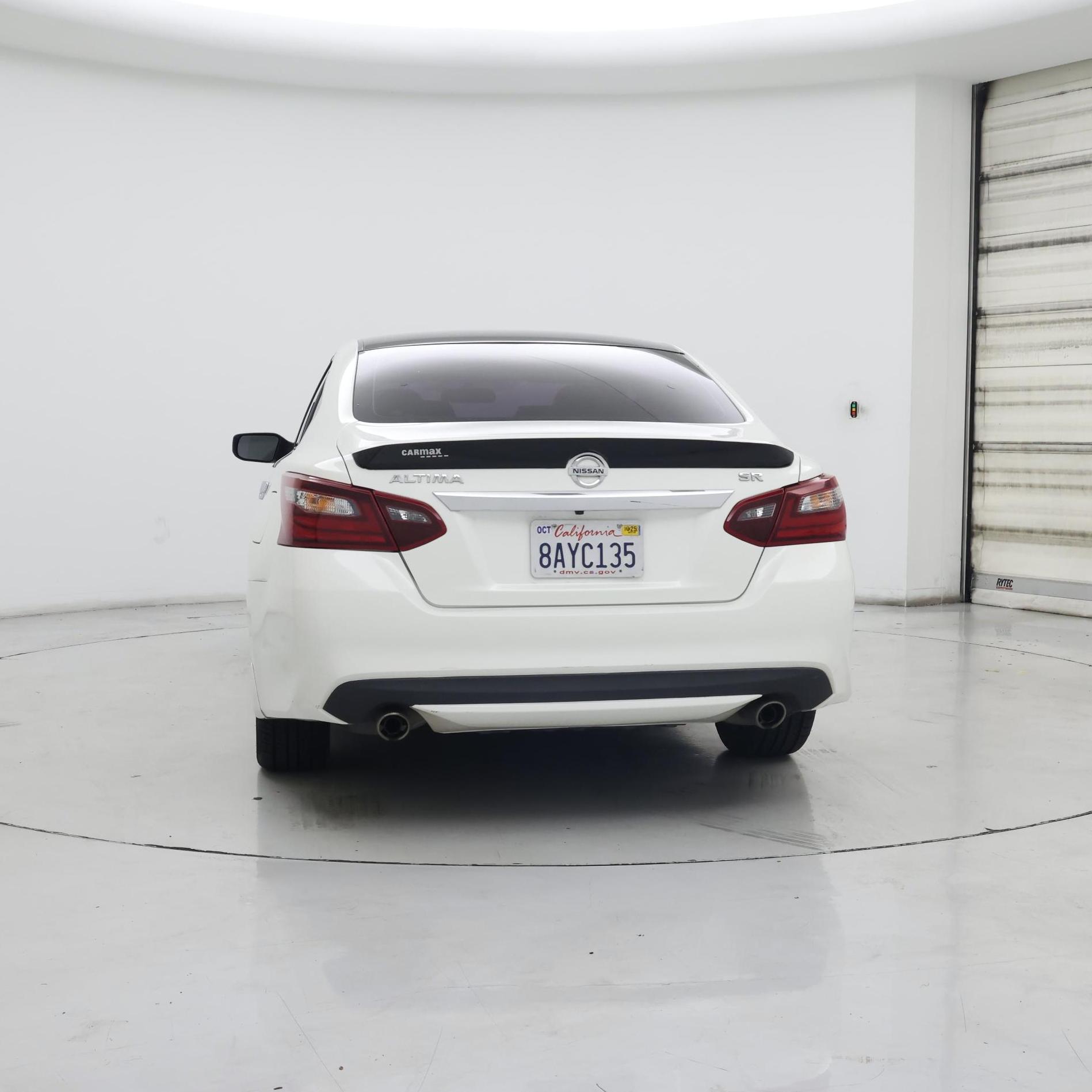Thumbnail: 2017 Nissan Altima - 6