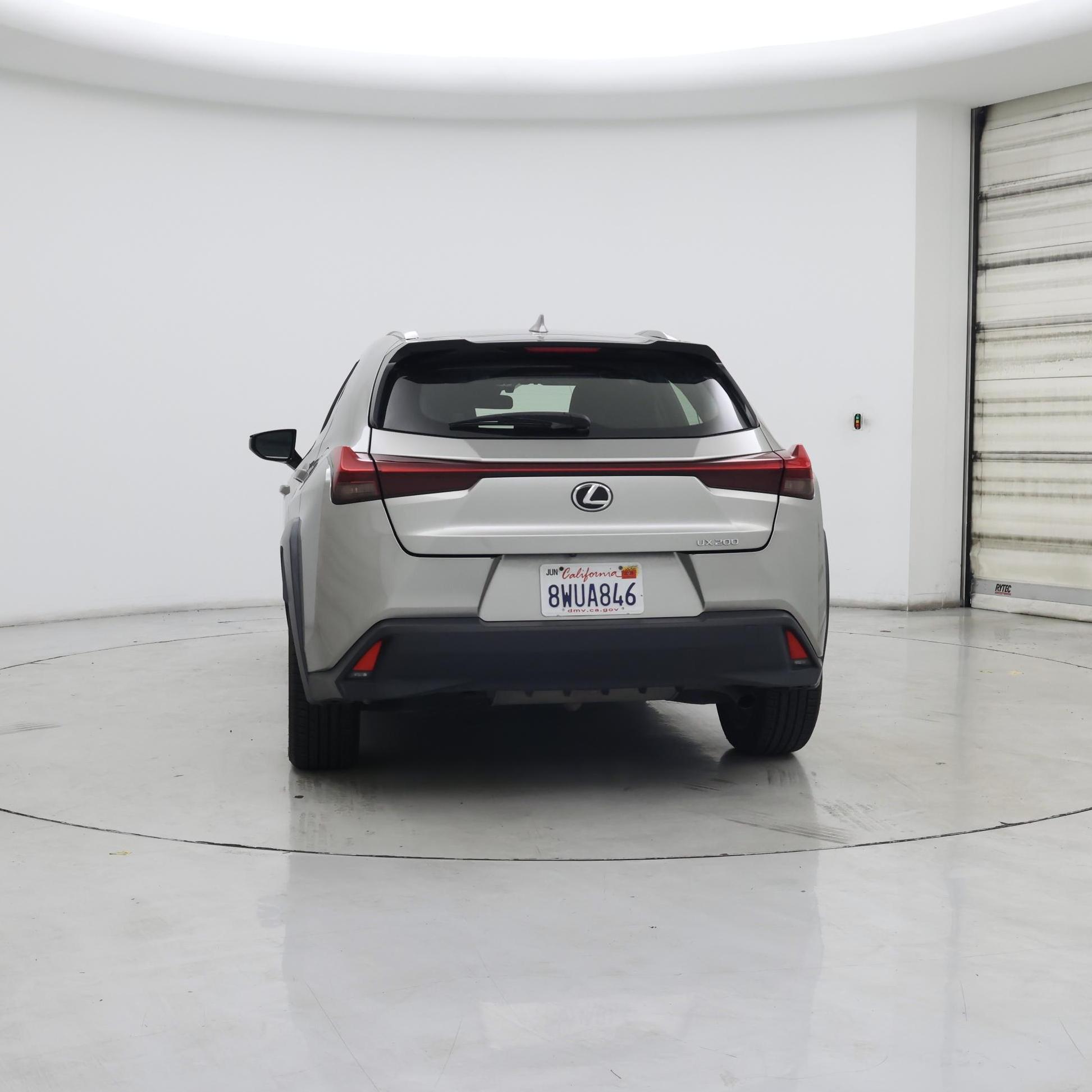 Thumbnail: 2019 Lexus UX - 6