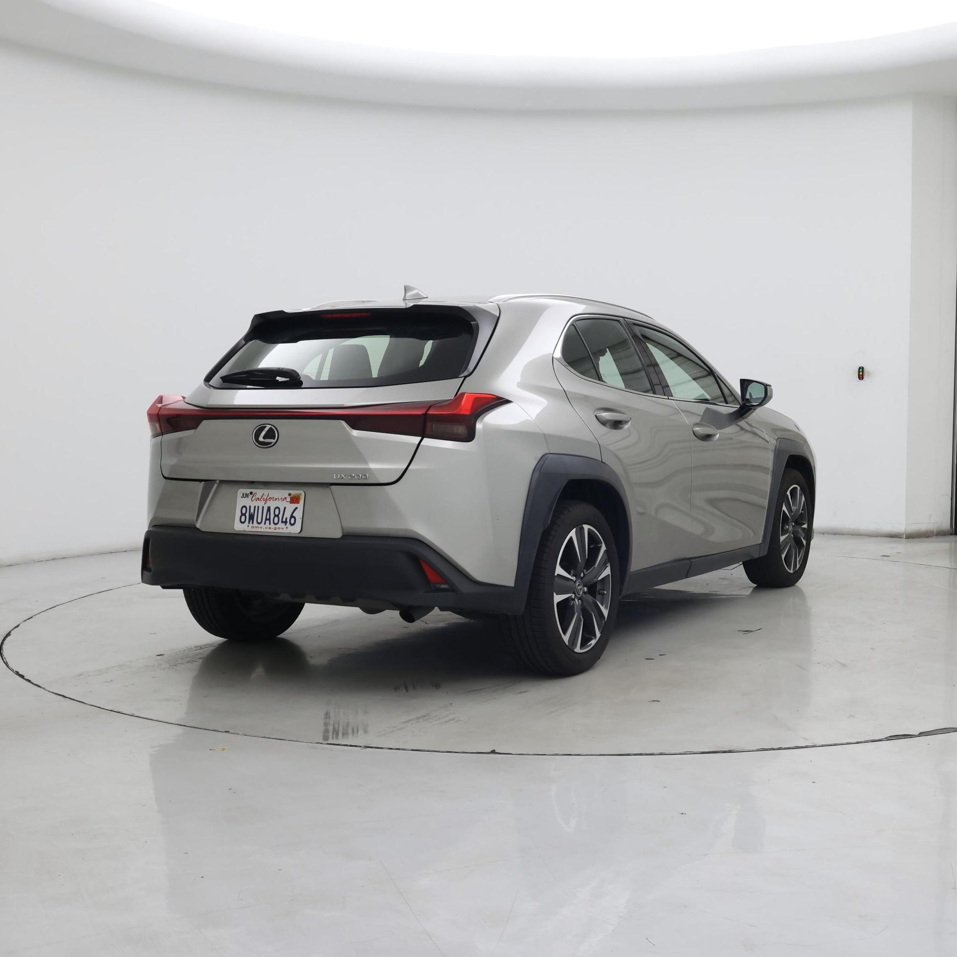 Thumbnail: 2019 Lexus UX - 8