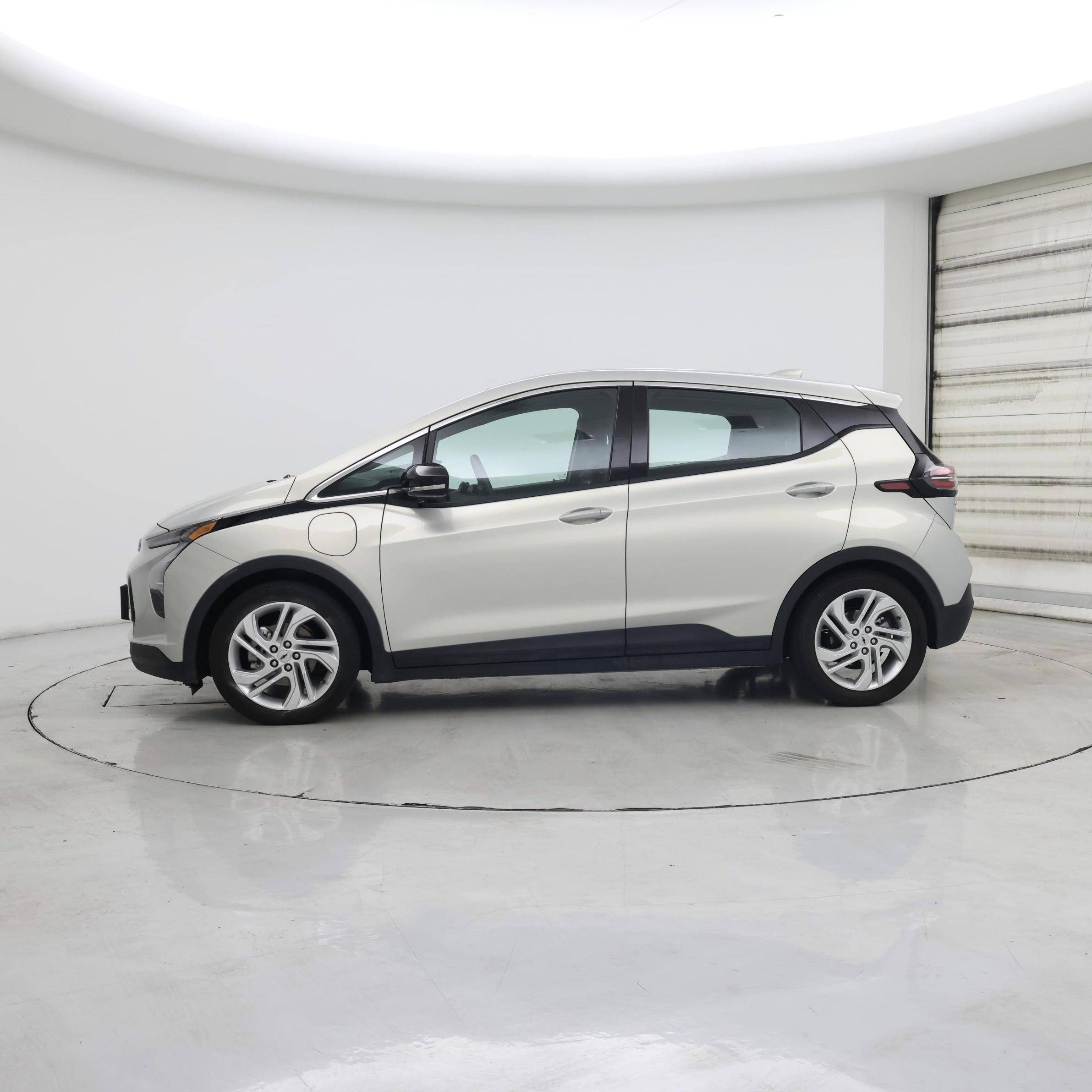 Thumbnail: 2023 Chevrolet Bolt EV - 3