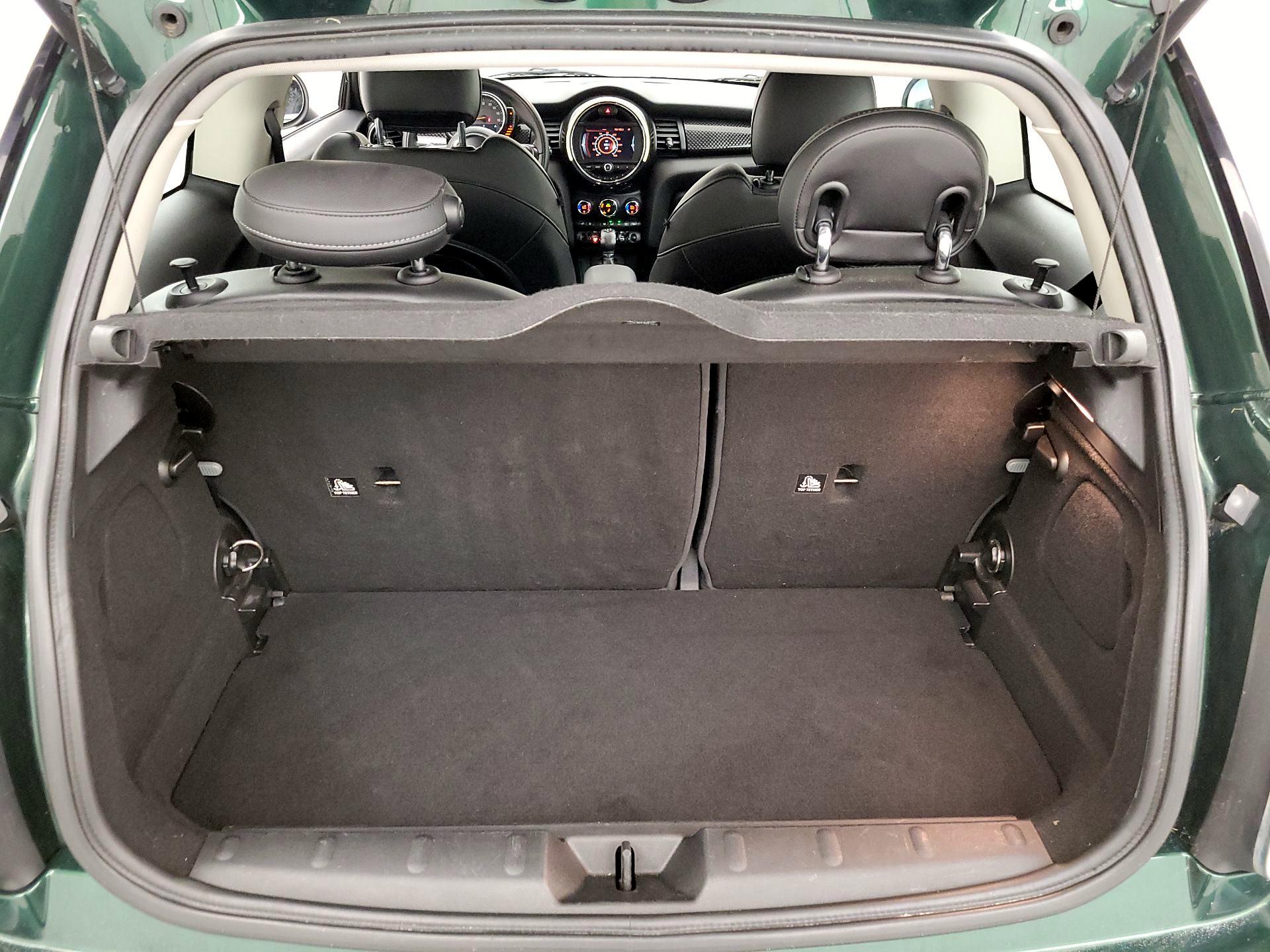 Thumbnail: 2015 MINI Cooper Hardtop - 18