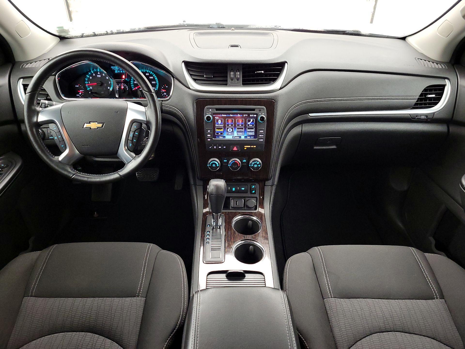 Thumbnail: 2016 Chevrolet Traverse - 9