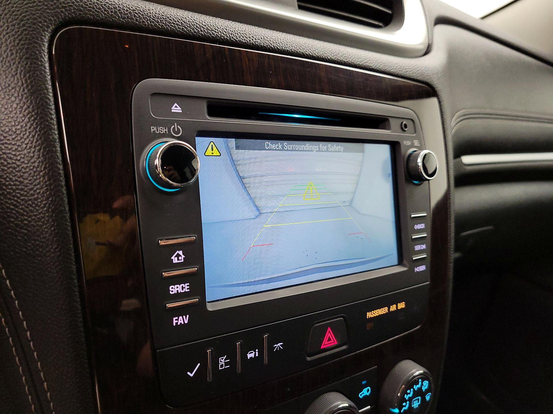 Thumbnail: 2016 Chevrolet Traverse - 14