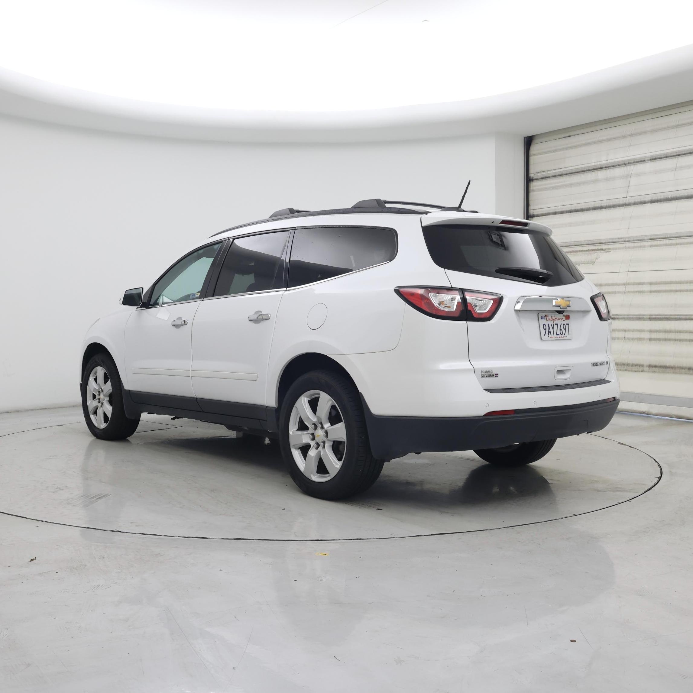 Thumbnail: 2016 Chevrolet Traverse - 2