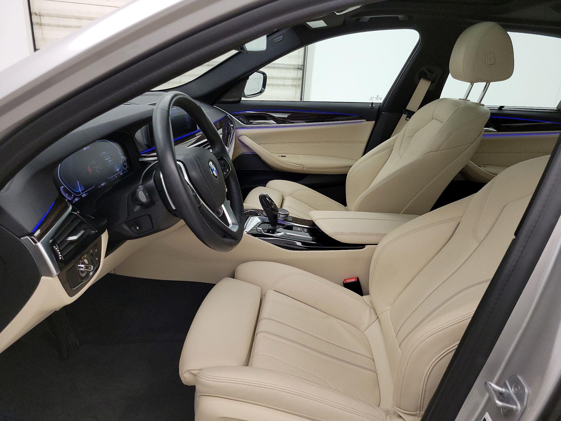 Thumbnail: 2020 BMW 5 Series - 11