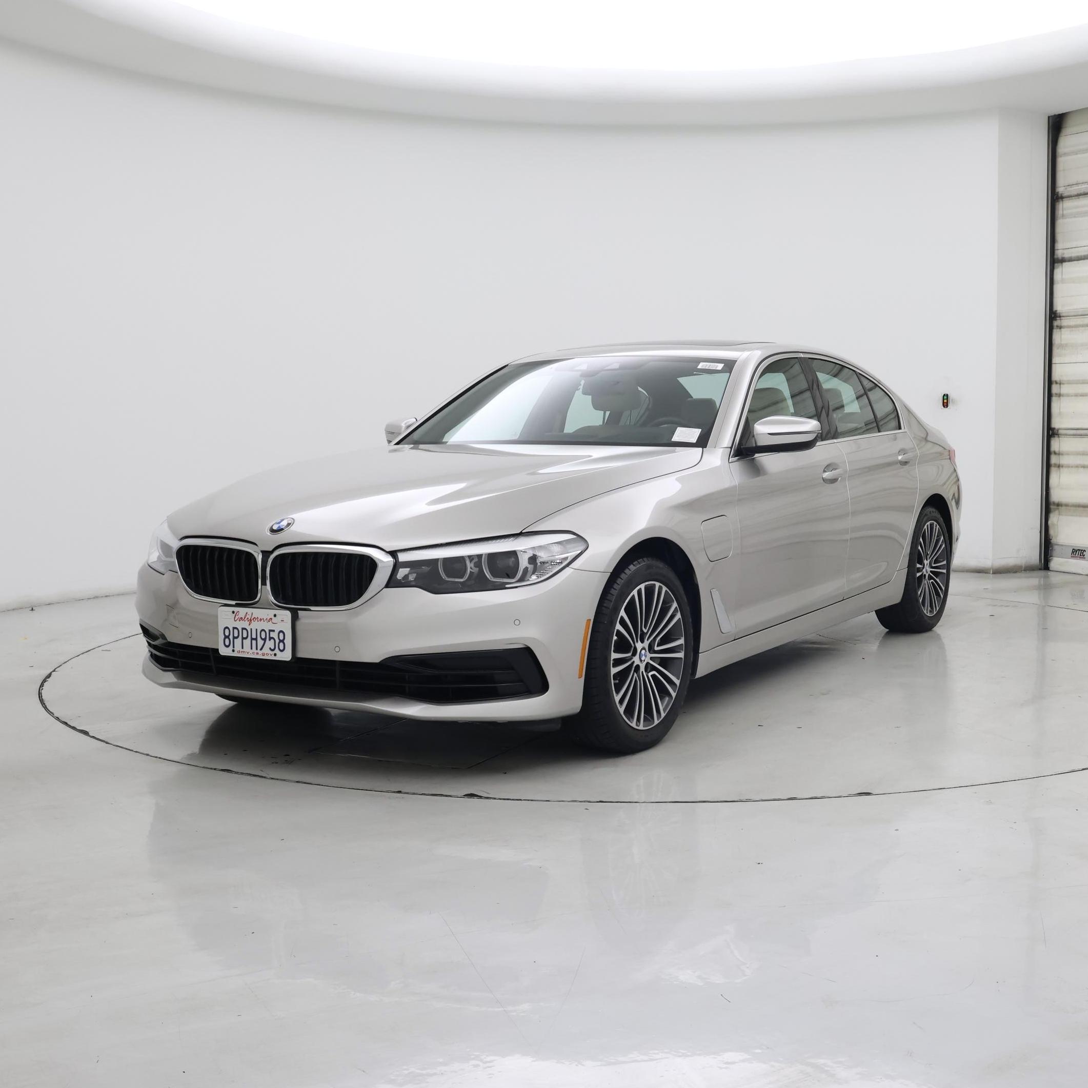Thumbnail: 2020 BMW 5 Series - 4