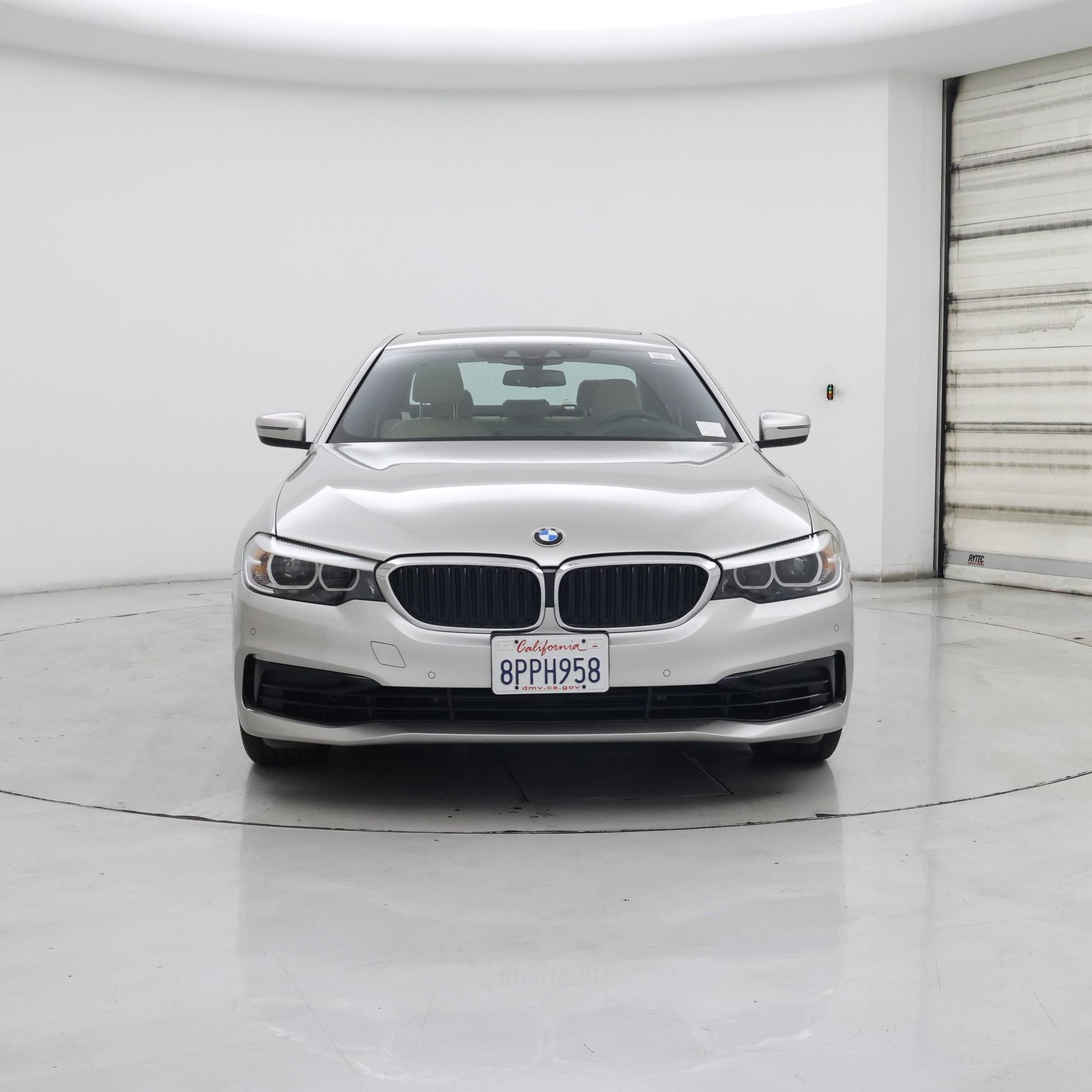 Thumbnail: 2020 BMW 5 Series - 5