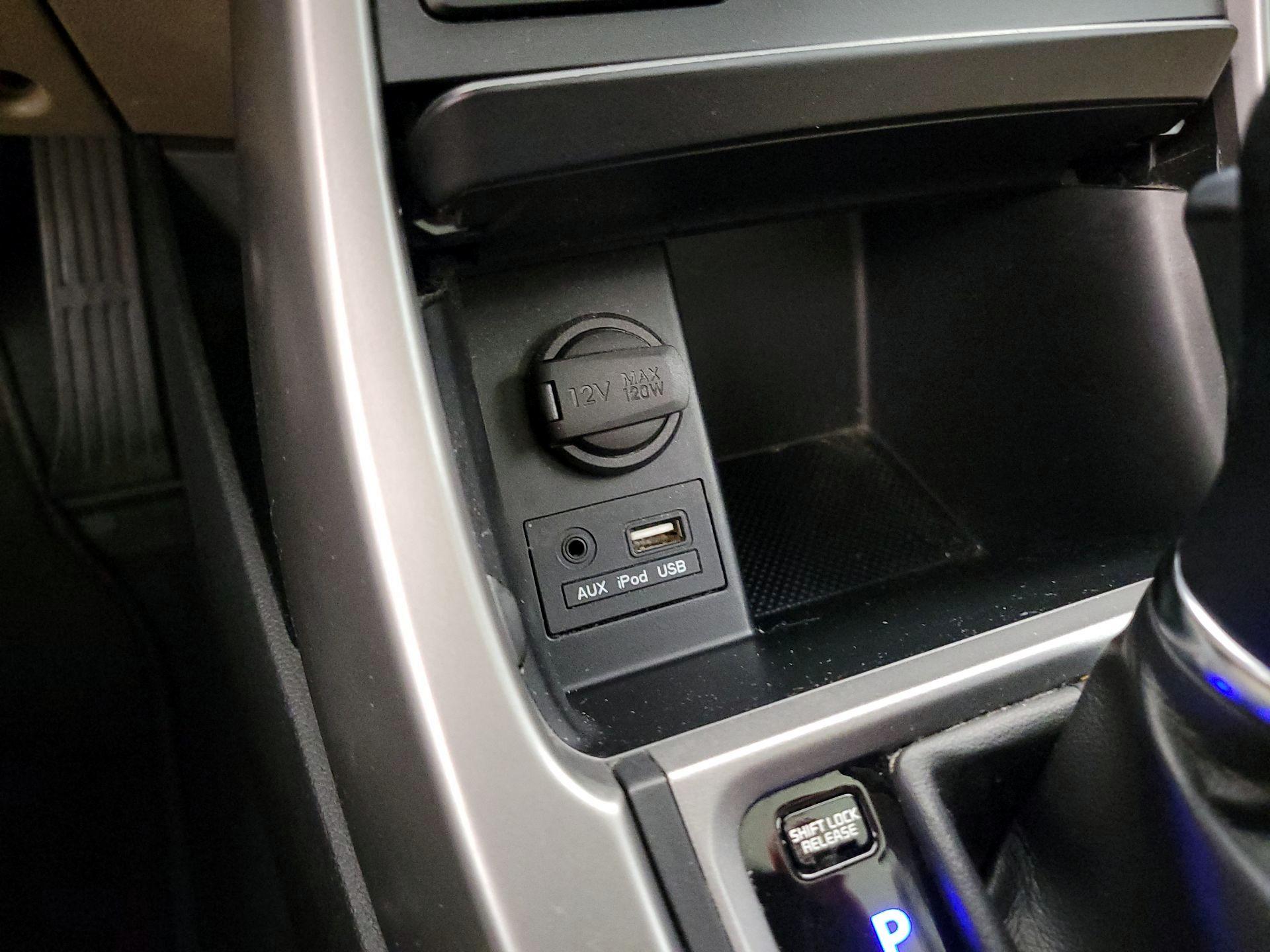 Thumbnail: 2014 Hyundai Elantra - 19