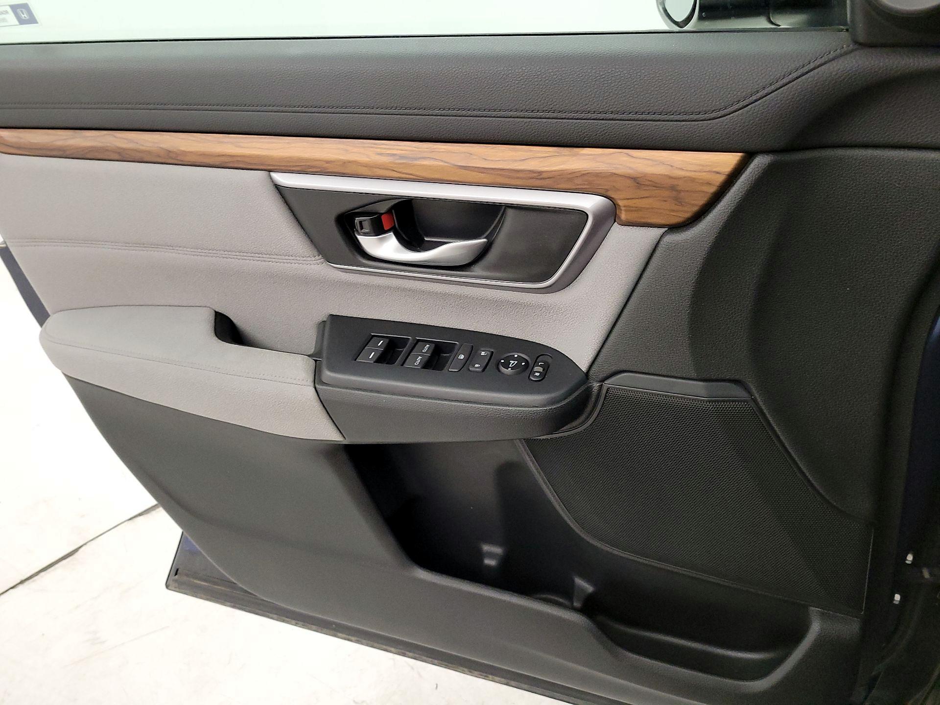 Thumbnail: 2017 Honda CR-V - 12