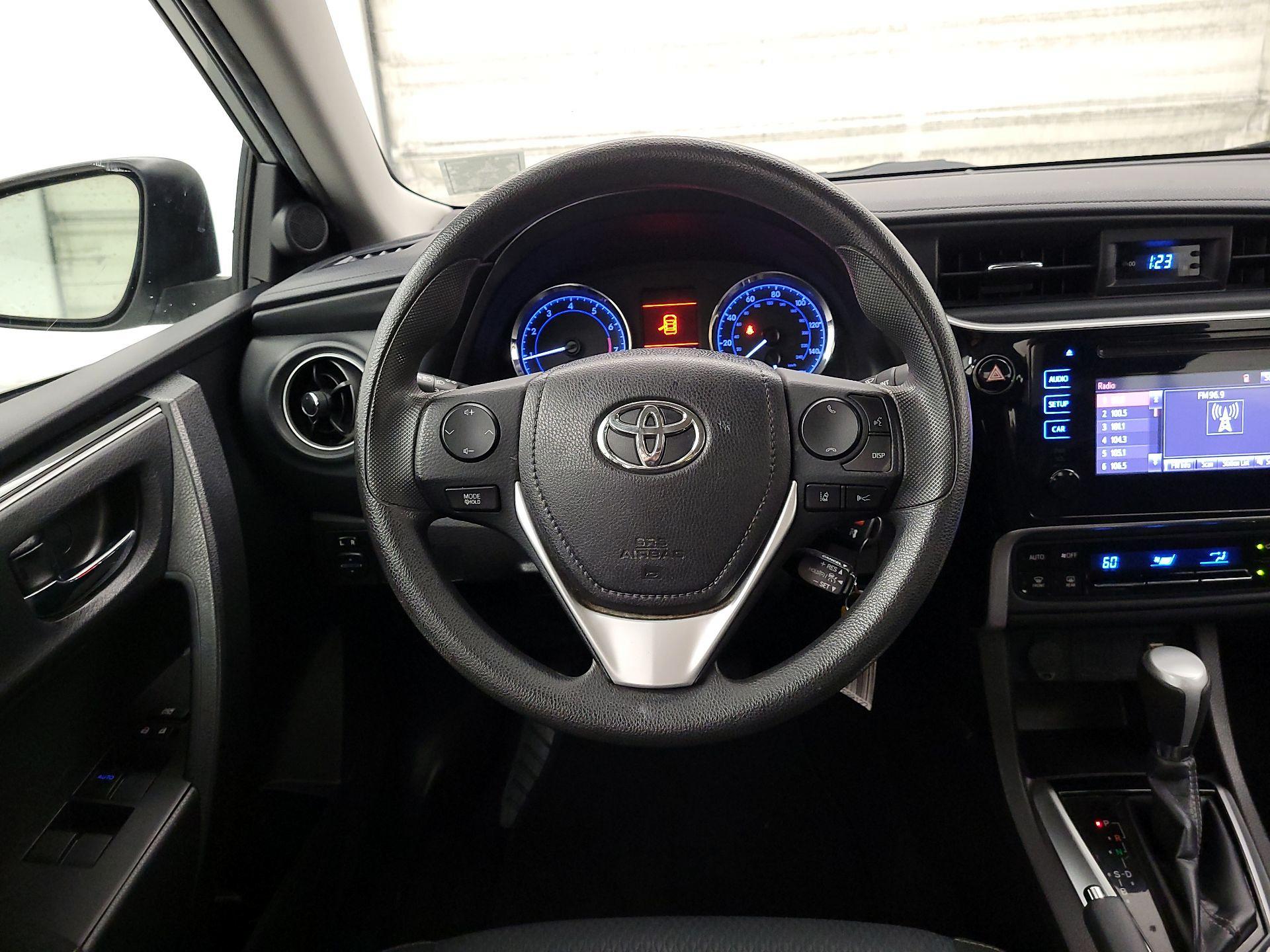 Thumbnail: 2019 Toyota Corolla - 10