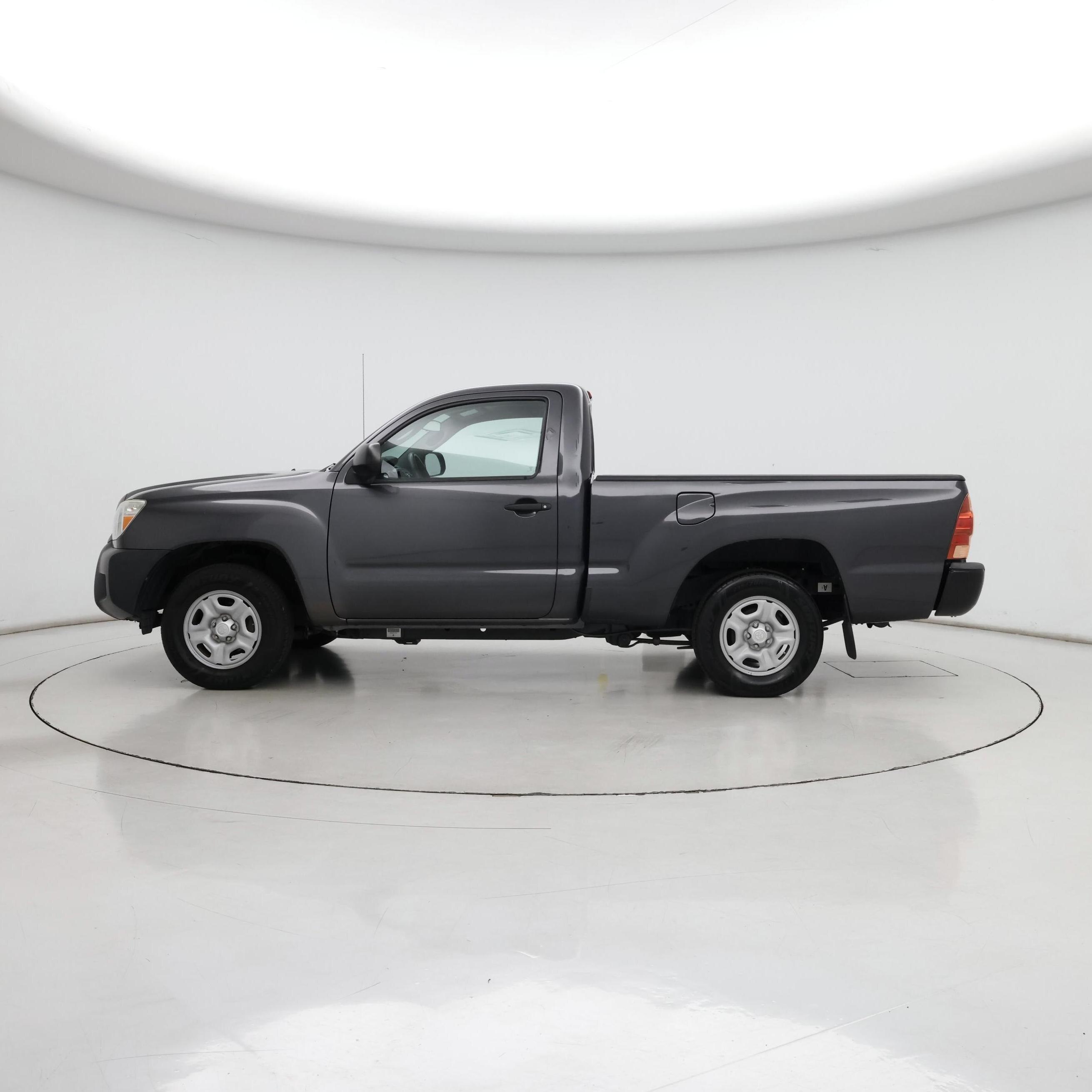 Thumbnail: 2013 Toyota Tacoma - 3