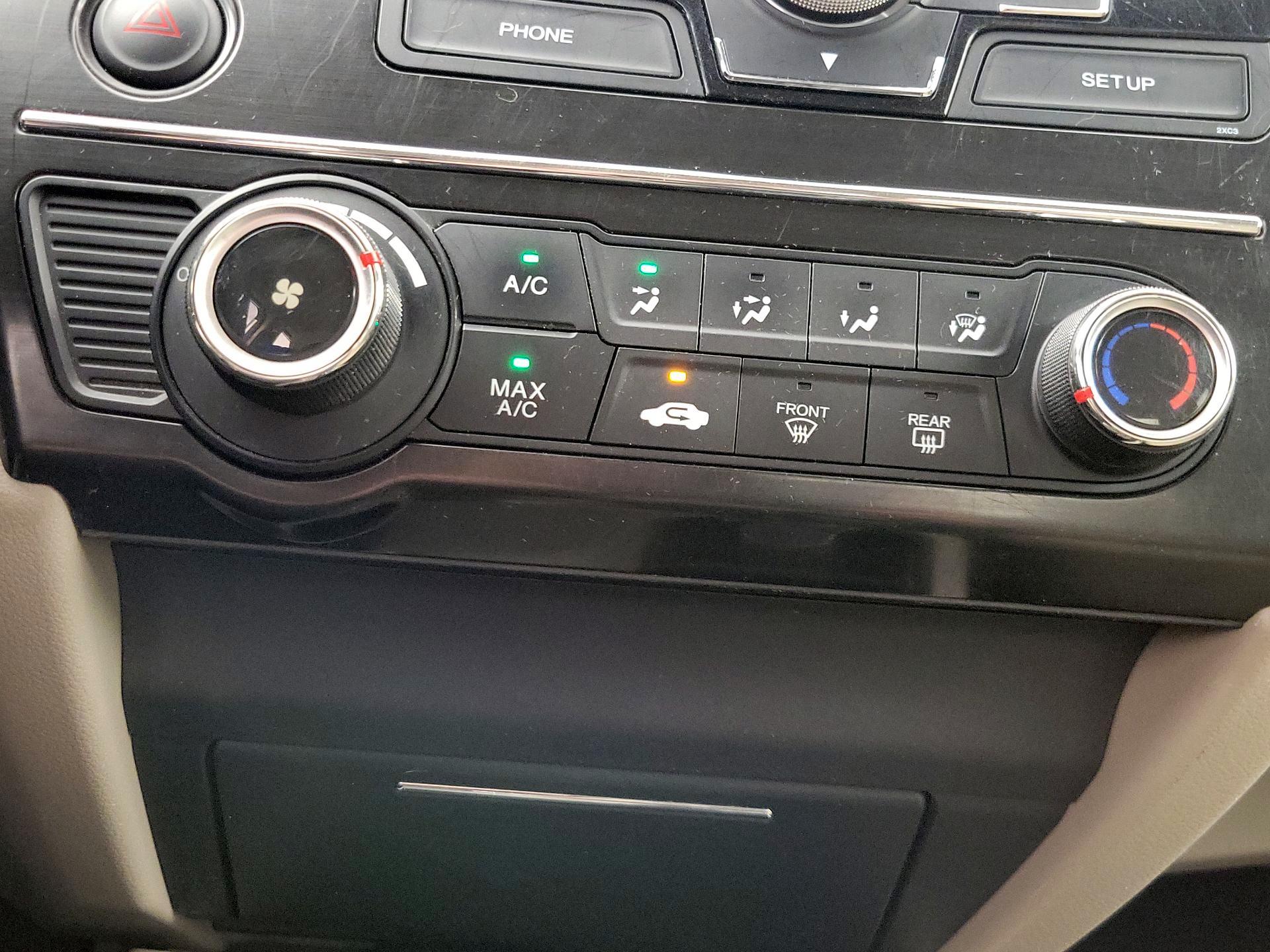 Thumbnail: 2013 Honda Civic - 16