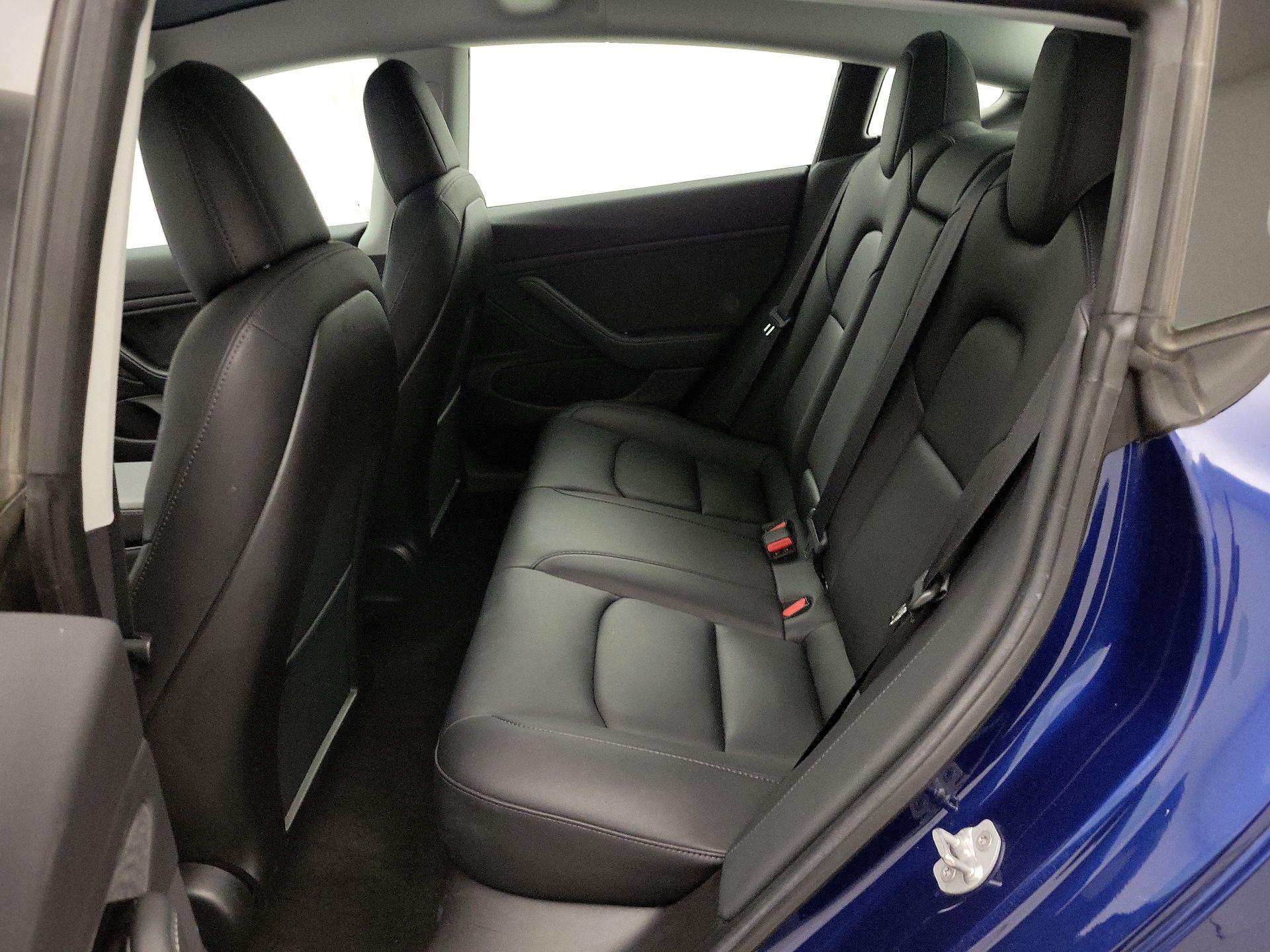 Thumbnail: 2019 Tesla Model 3 - 19