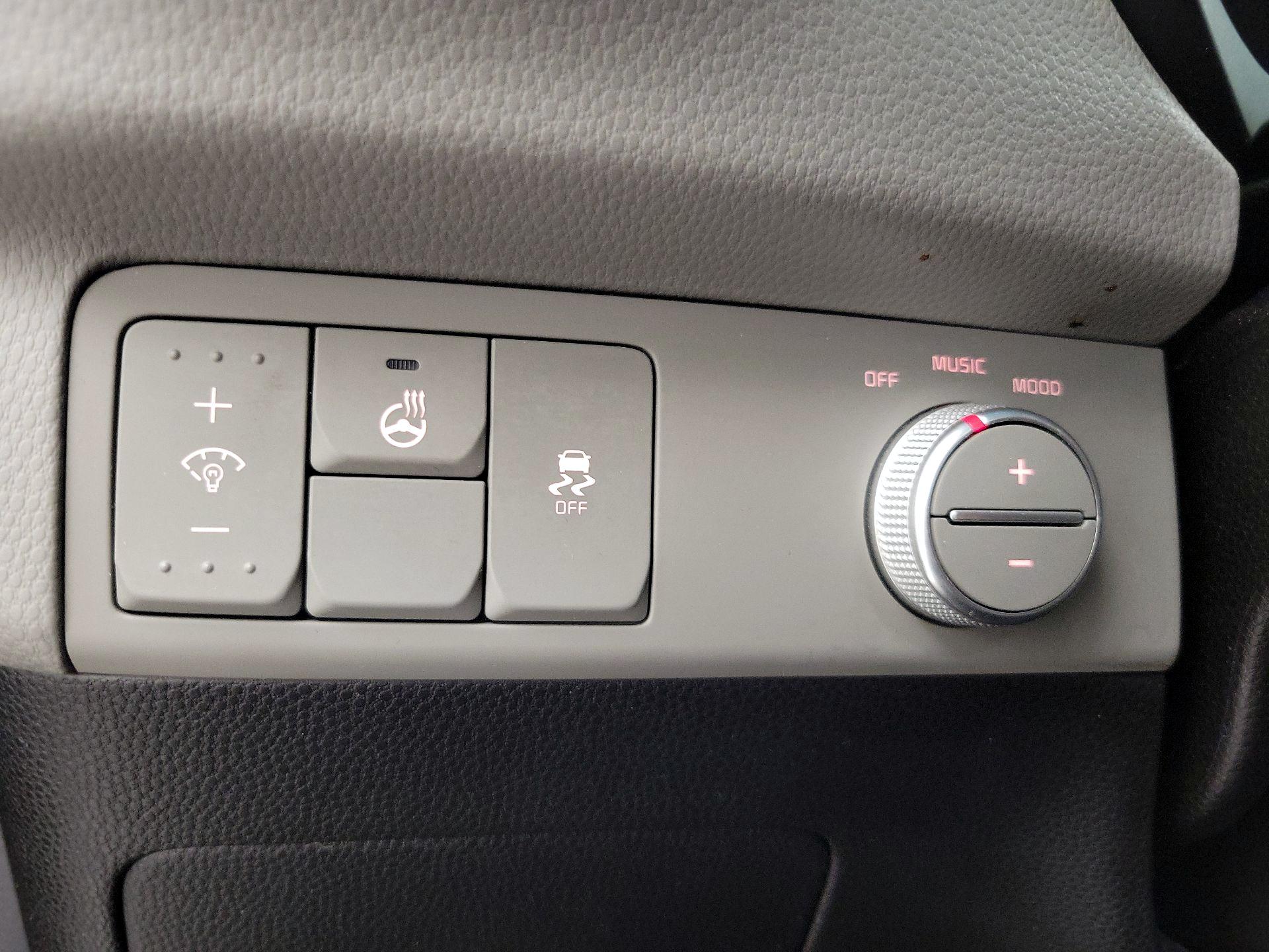 Thumbnail: 2014 Kia Soul - 13