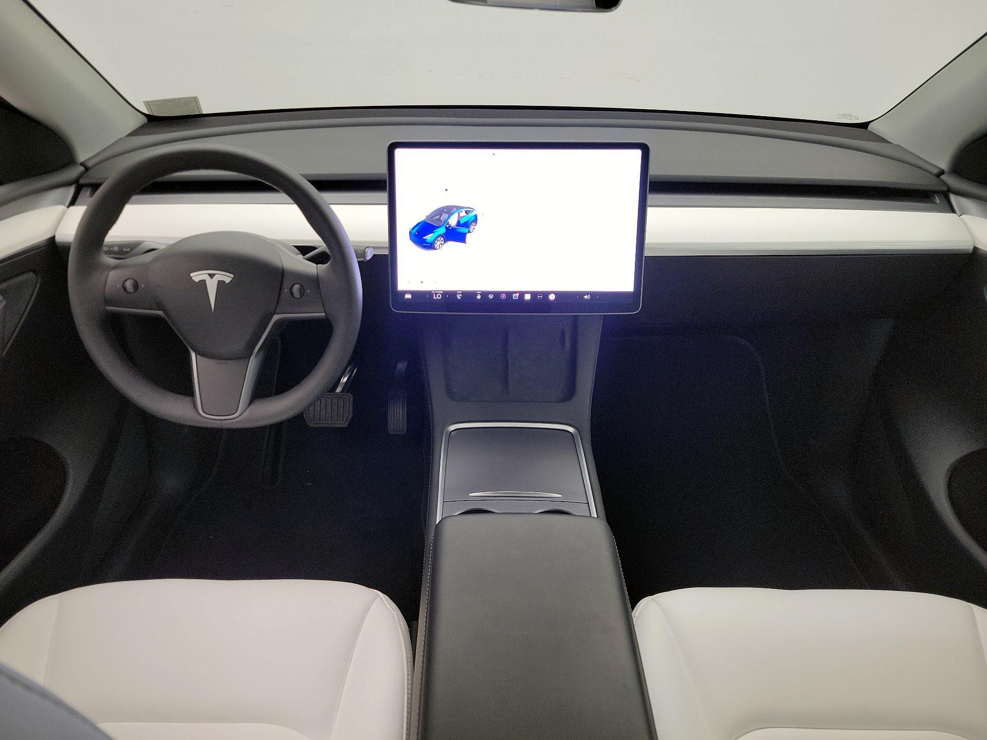 Thumbnail: 2023 Tesla Model Y - 9