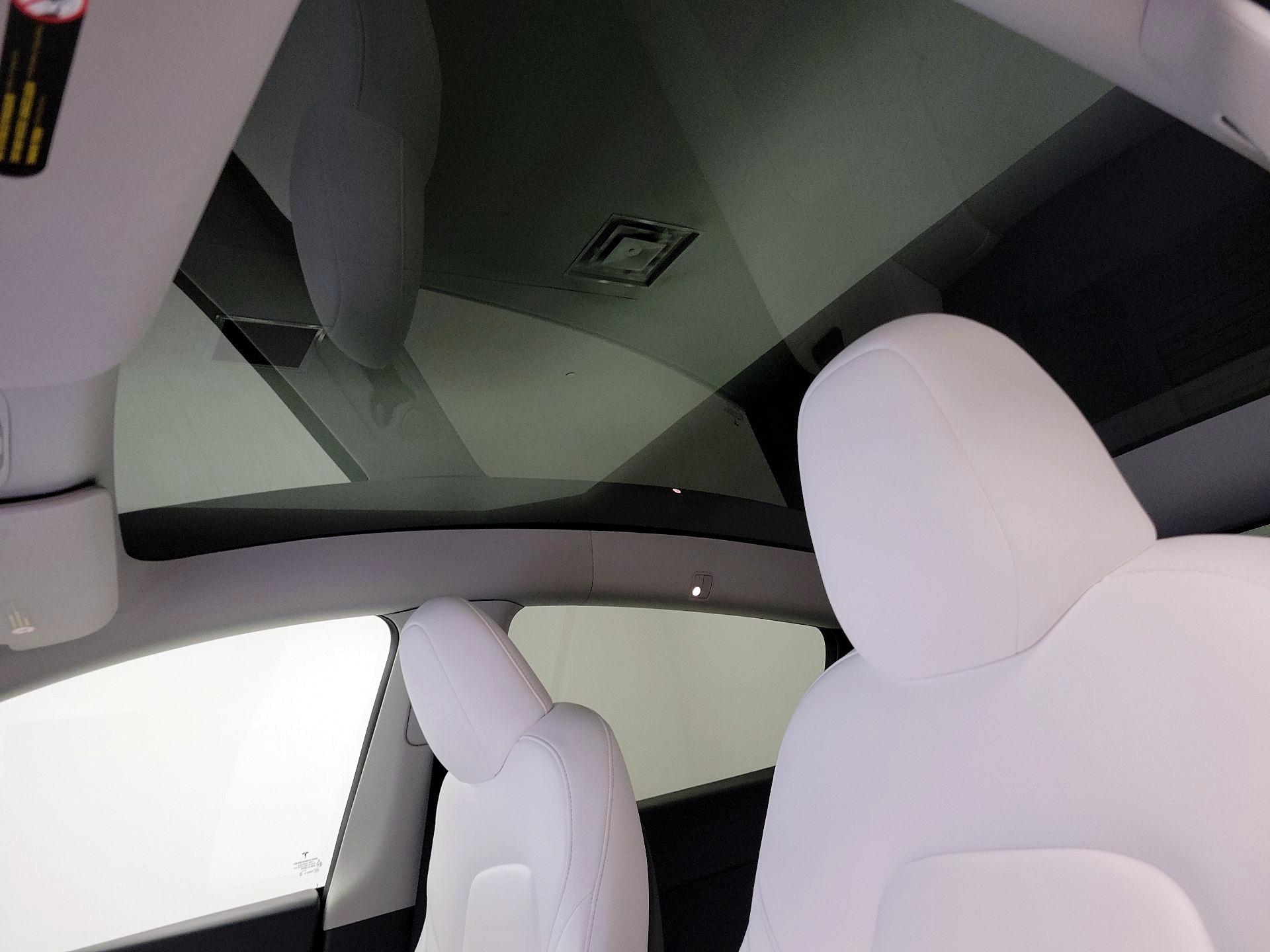 Thumbnail: 2023 Tesla Model Y - 18