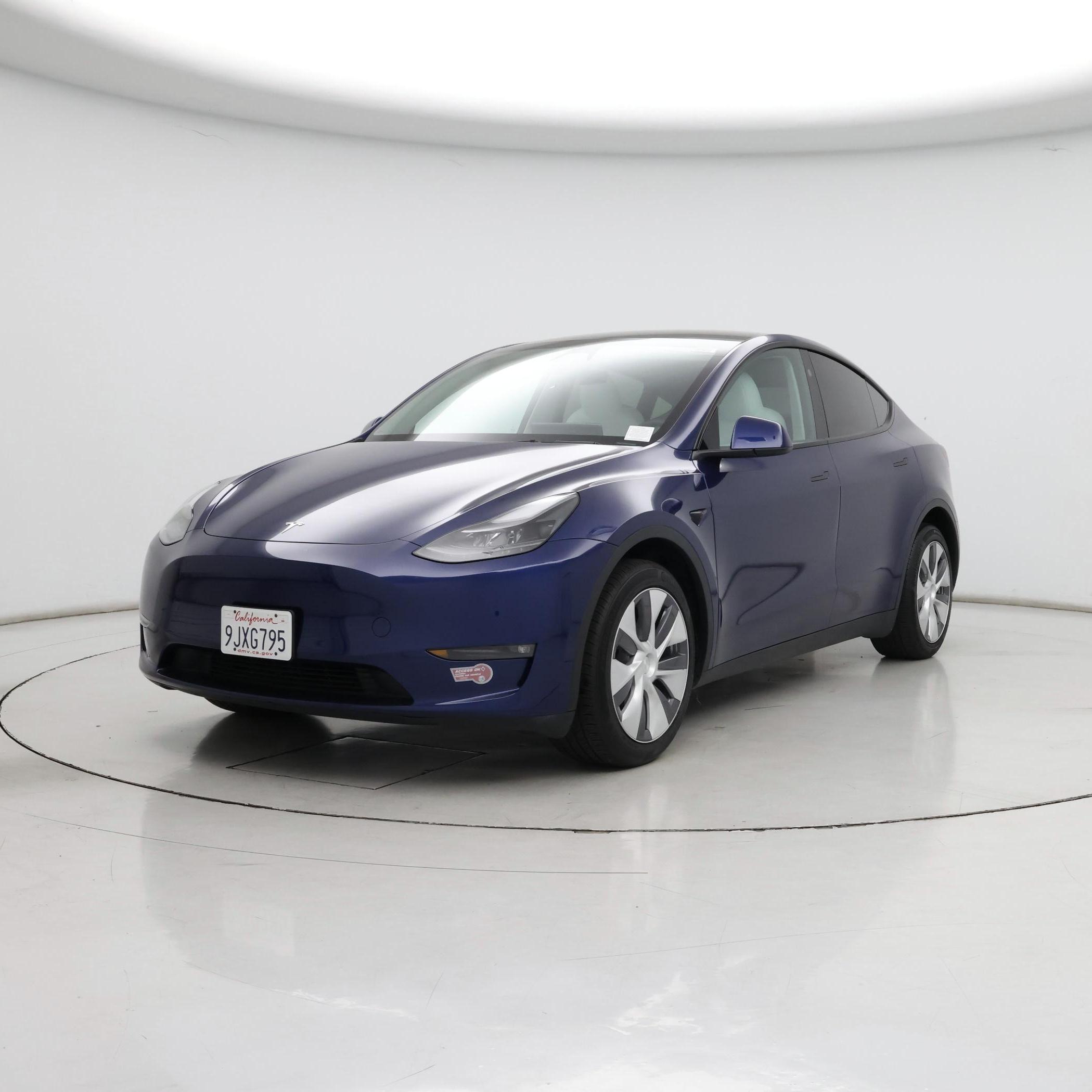 Thumbnail: 2023 Tesla Model Y - 4