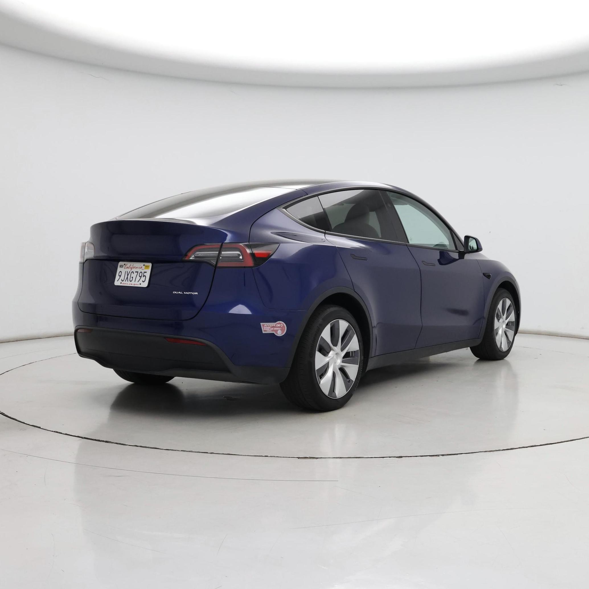 Thumbnail: 2023 Tesla Model Y - 8