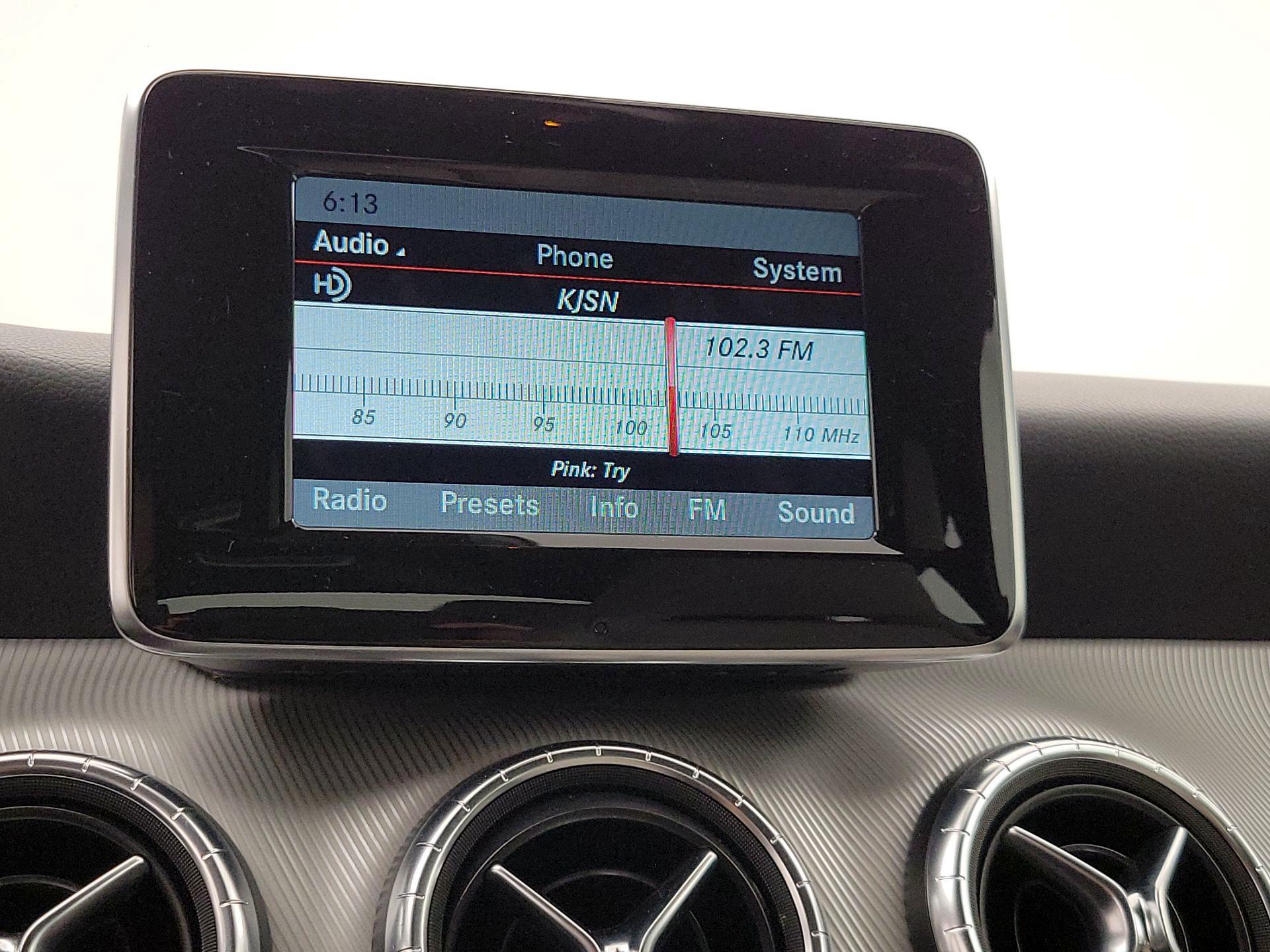 Thumbnail: 2014 Mercedes-Benz CLA - 14