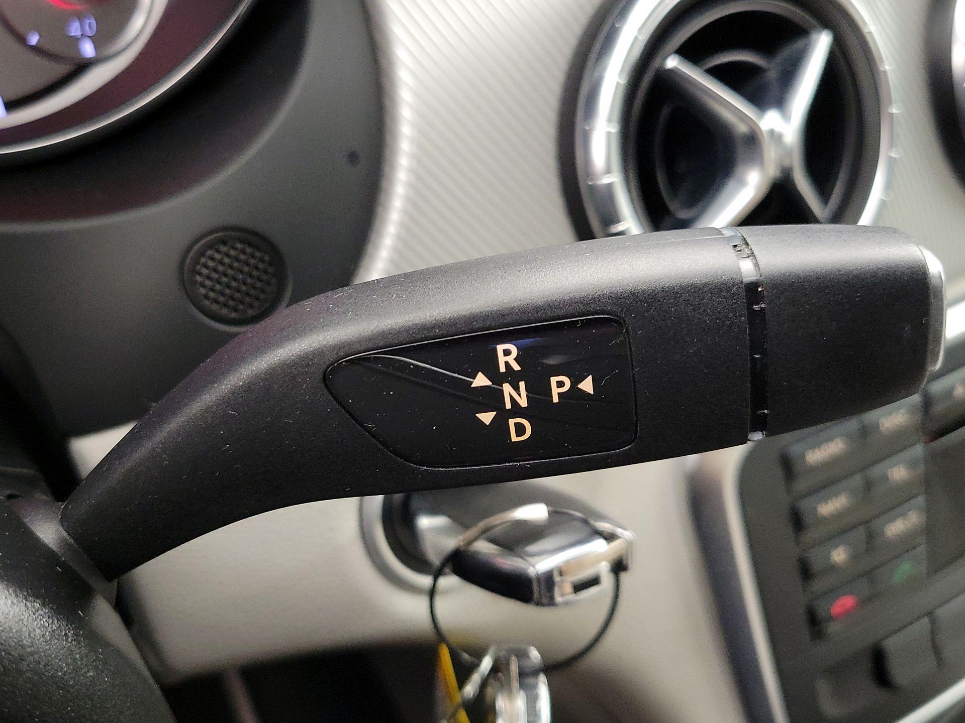 Thumbnail: 2014 Mercedes-Benz CLA - 16