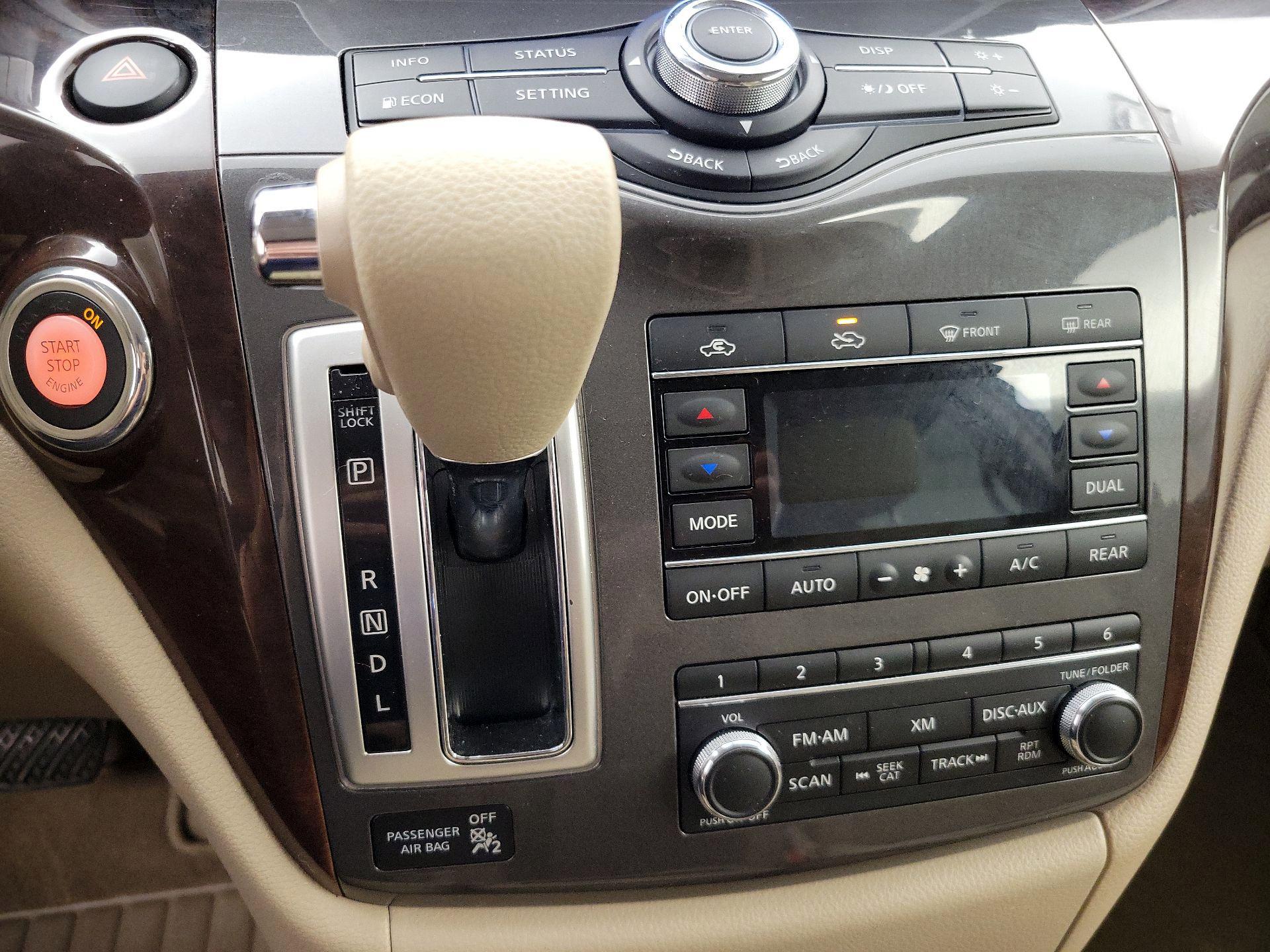 Thumbnail: 2014 Nissan Quest - 17