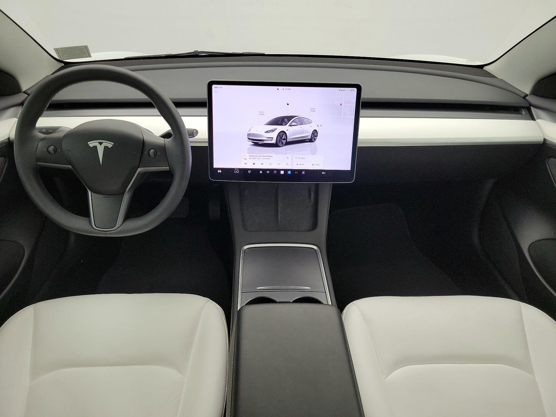 Thumbnail: 2023 Tesla Model 3 - 9
