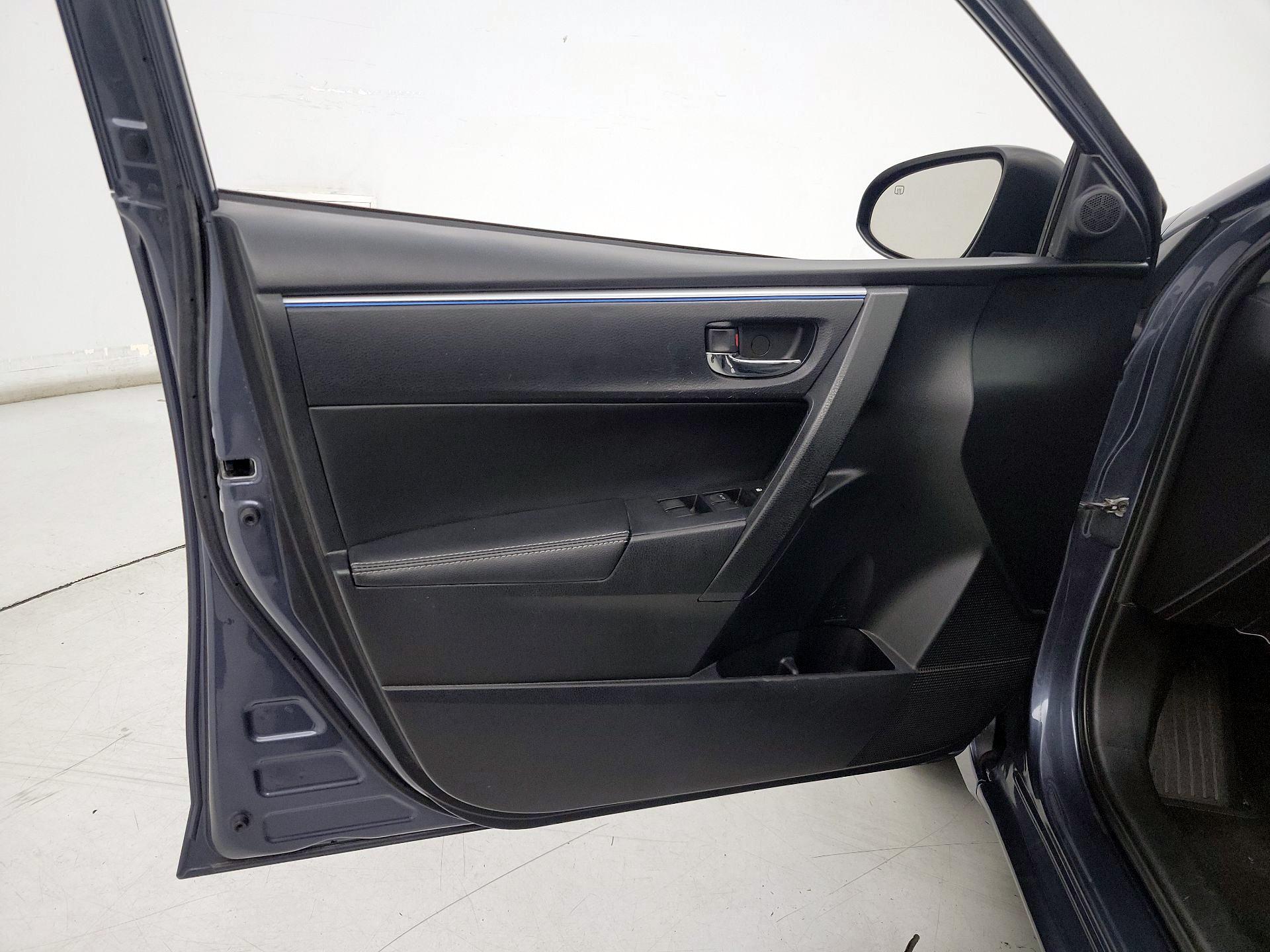 Thumbnail: 2014 Toyota Corolla - 12