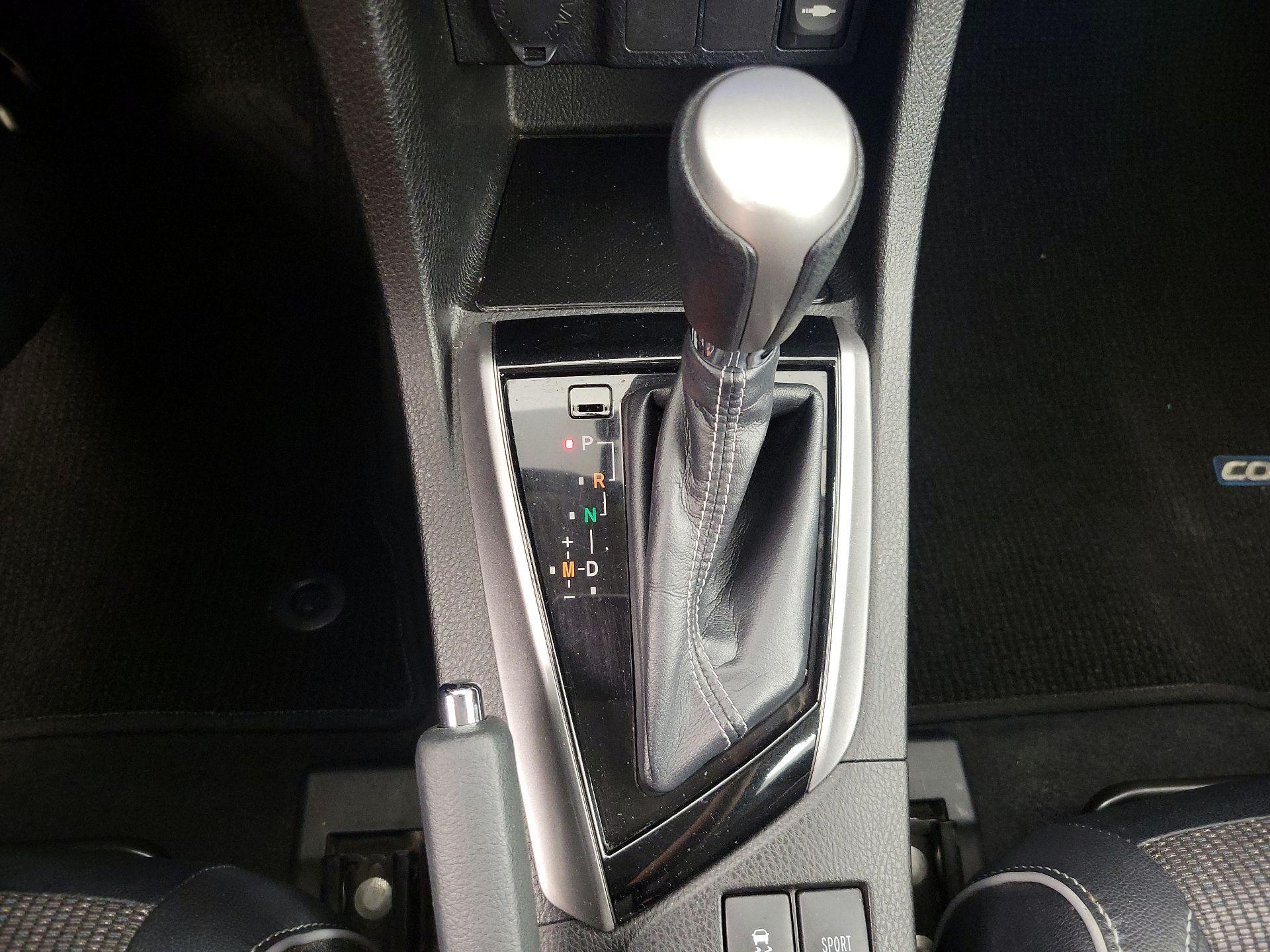 Thumbnail: 2014 Toyota Corolla - 17