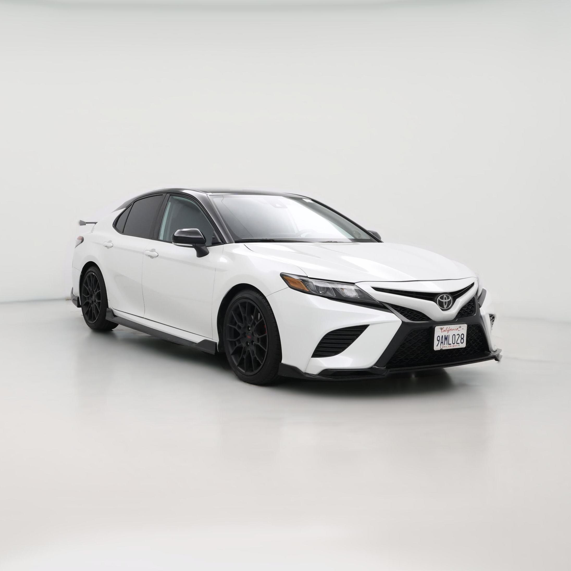 Thumbnail: 2022 Toyota Camry - 1