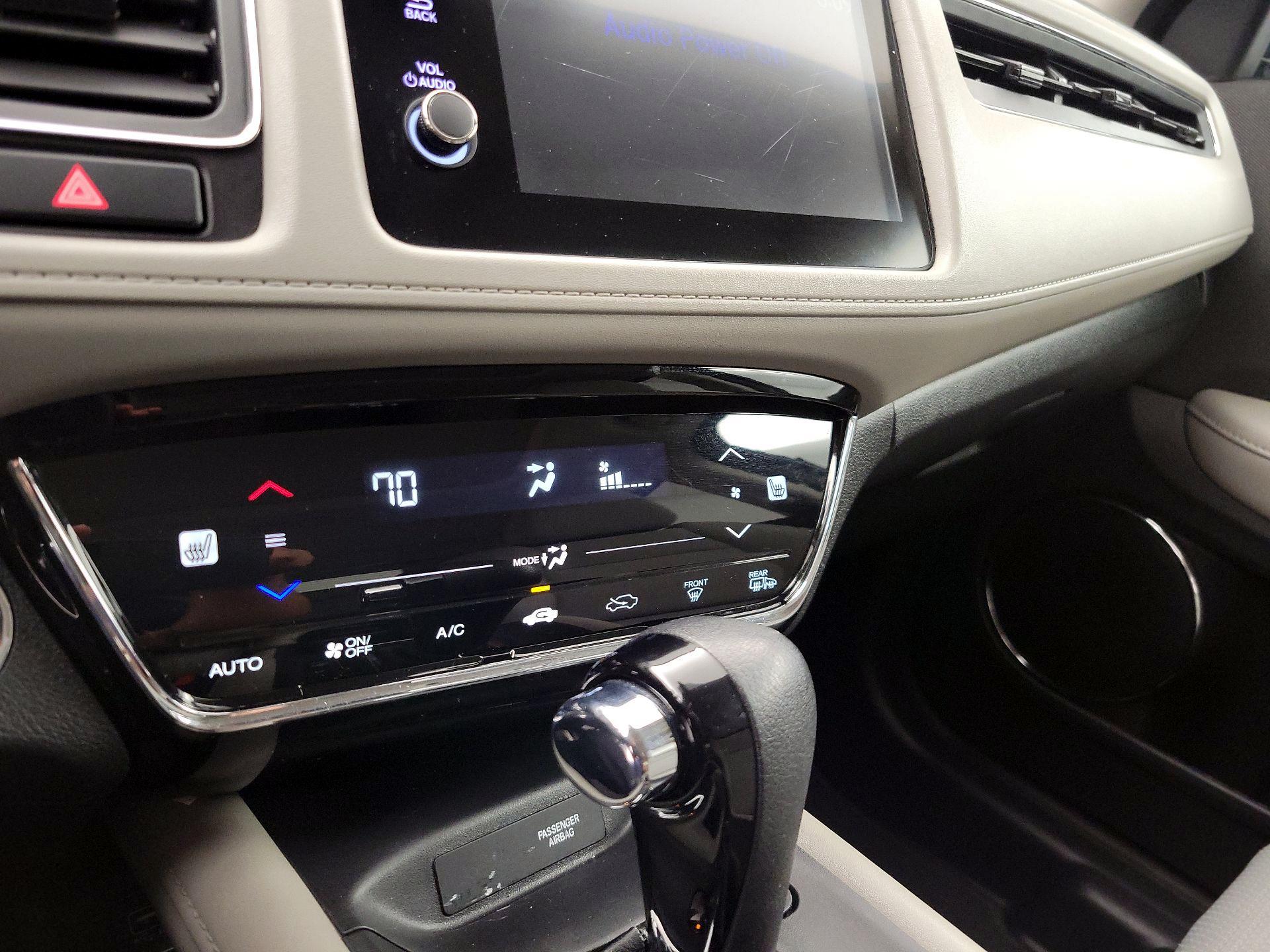 Thumbnail: 2019 Honda HR-V - 16