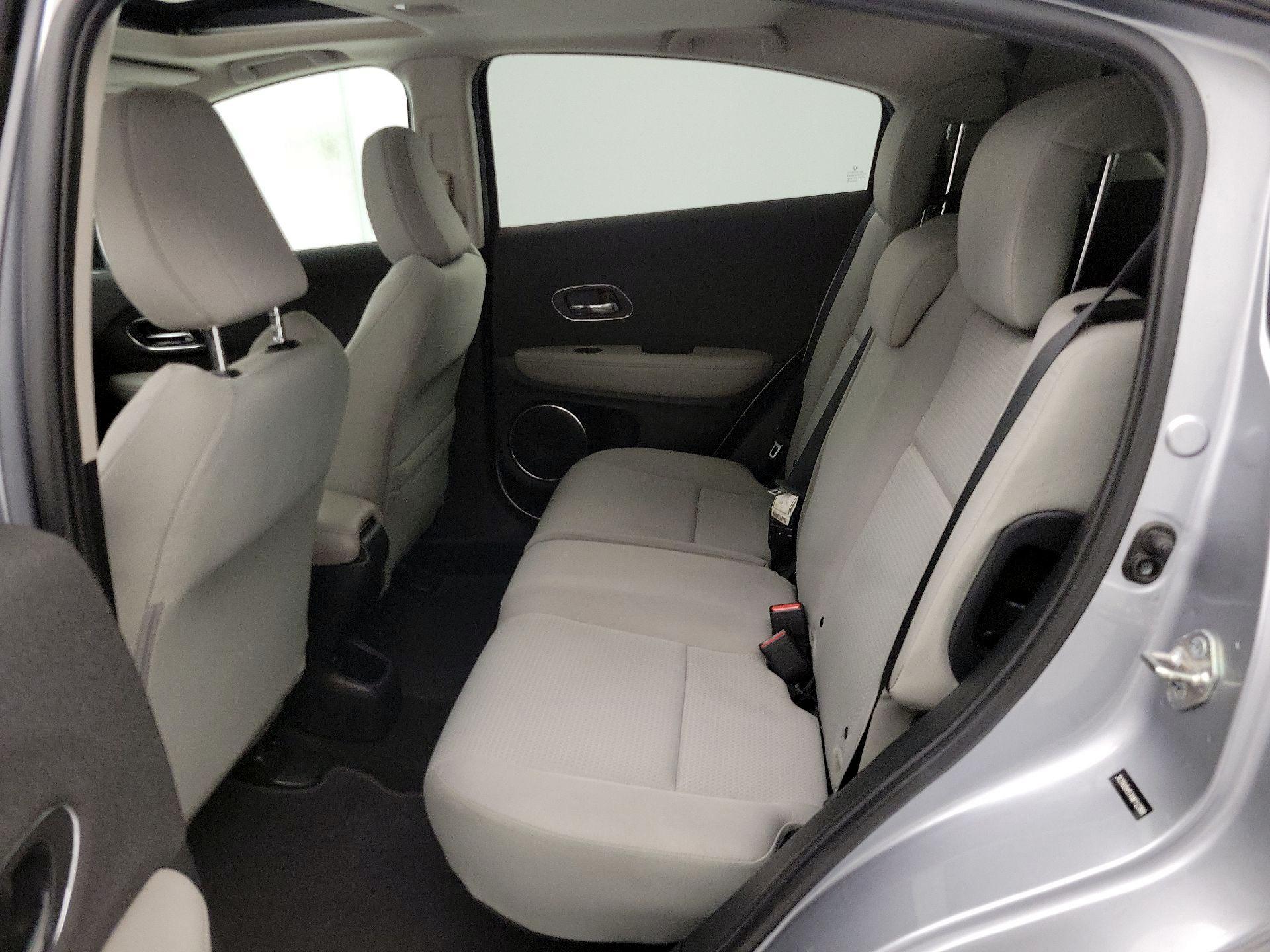 Thumbnail: 2019 Honda HR-V - 20