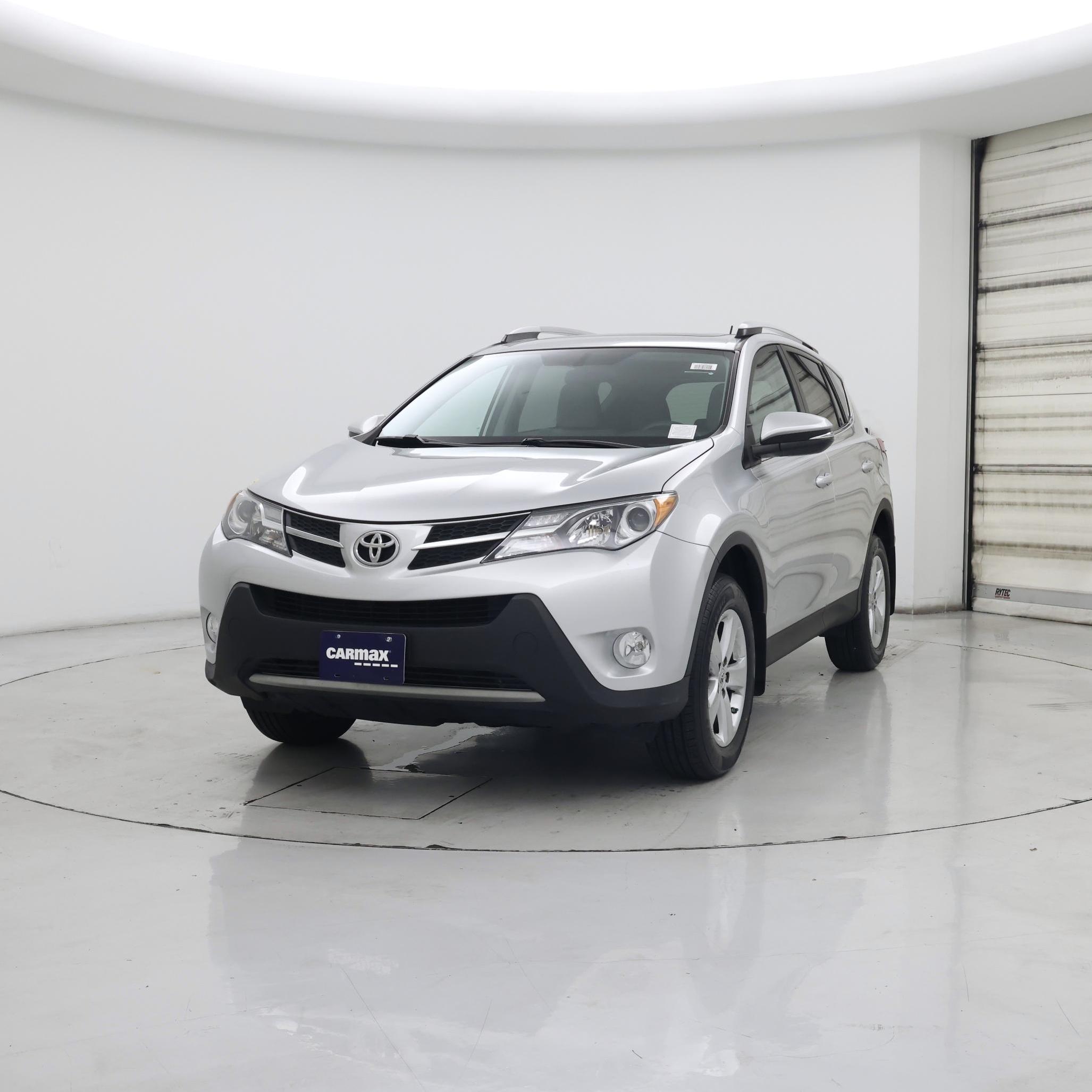 Thumbnail: 2013 Toyota RAV4 - 4