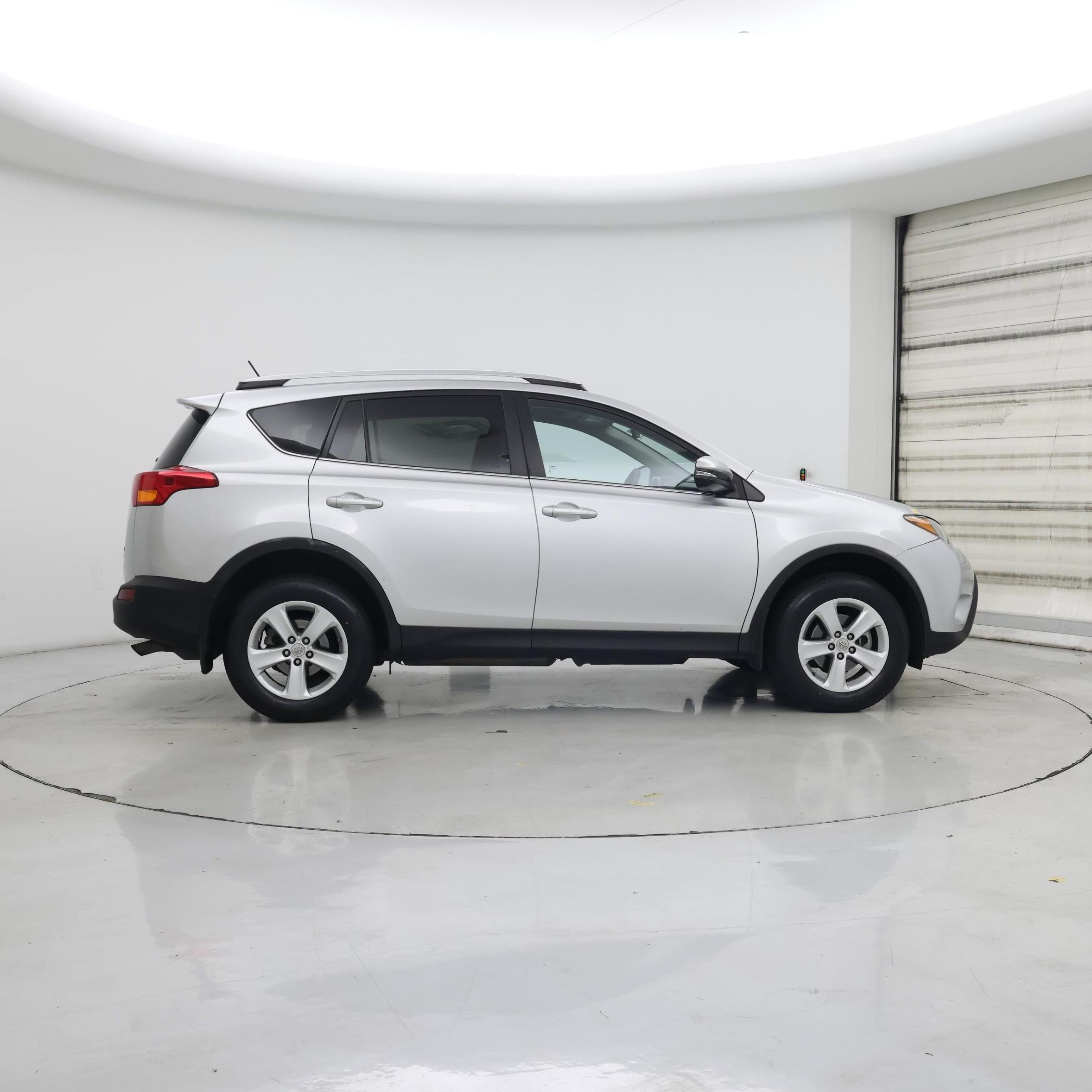 Thumbnail: 2013 Toyota RAV4 - 7