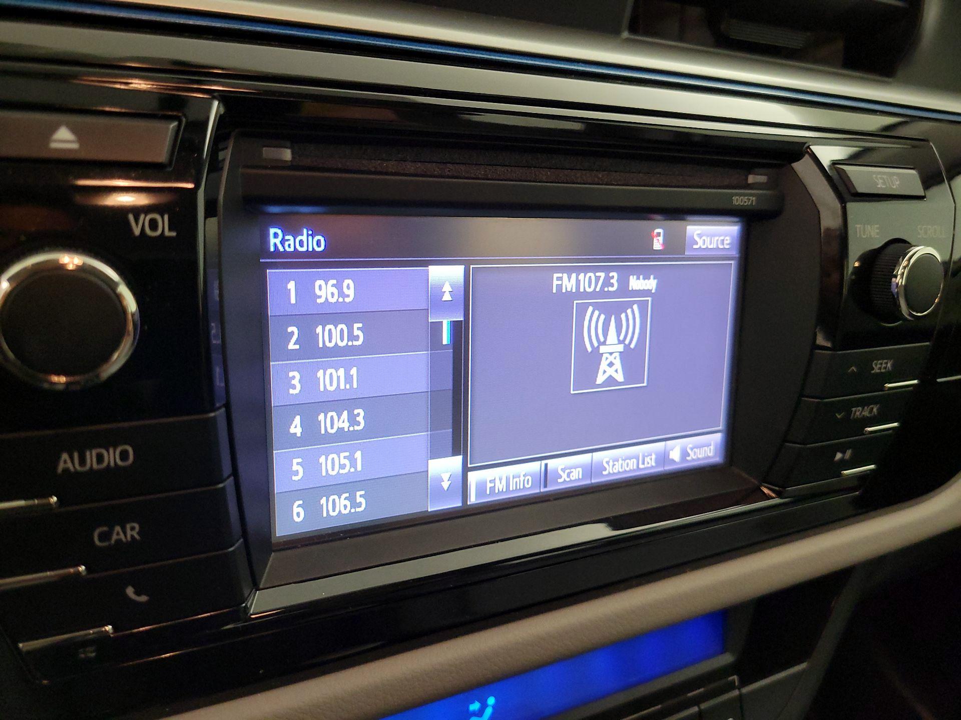 Thumbnail: 2016 Toyota Corolla - 15