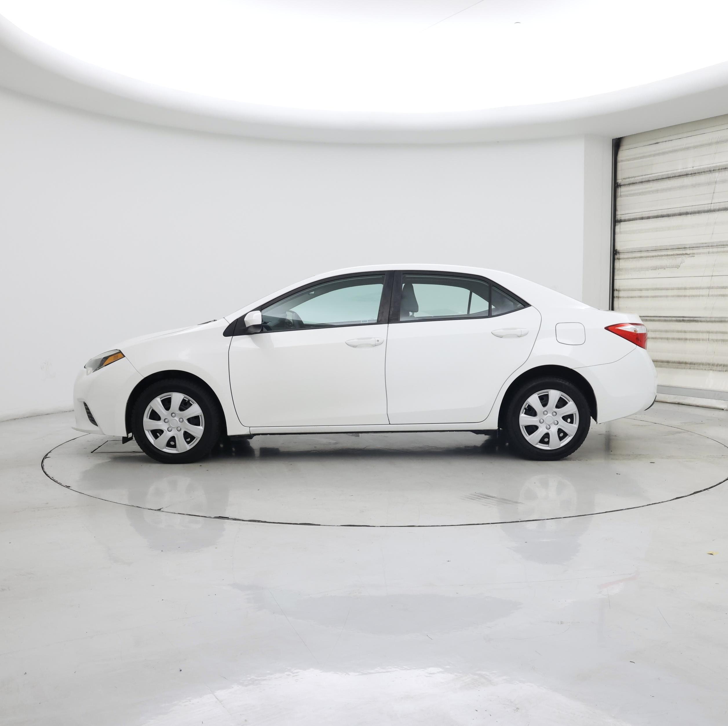 Thumbnail: 2016 Toyota Corolla - 3