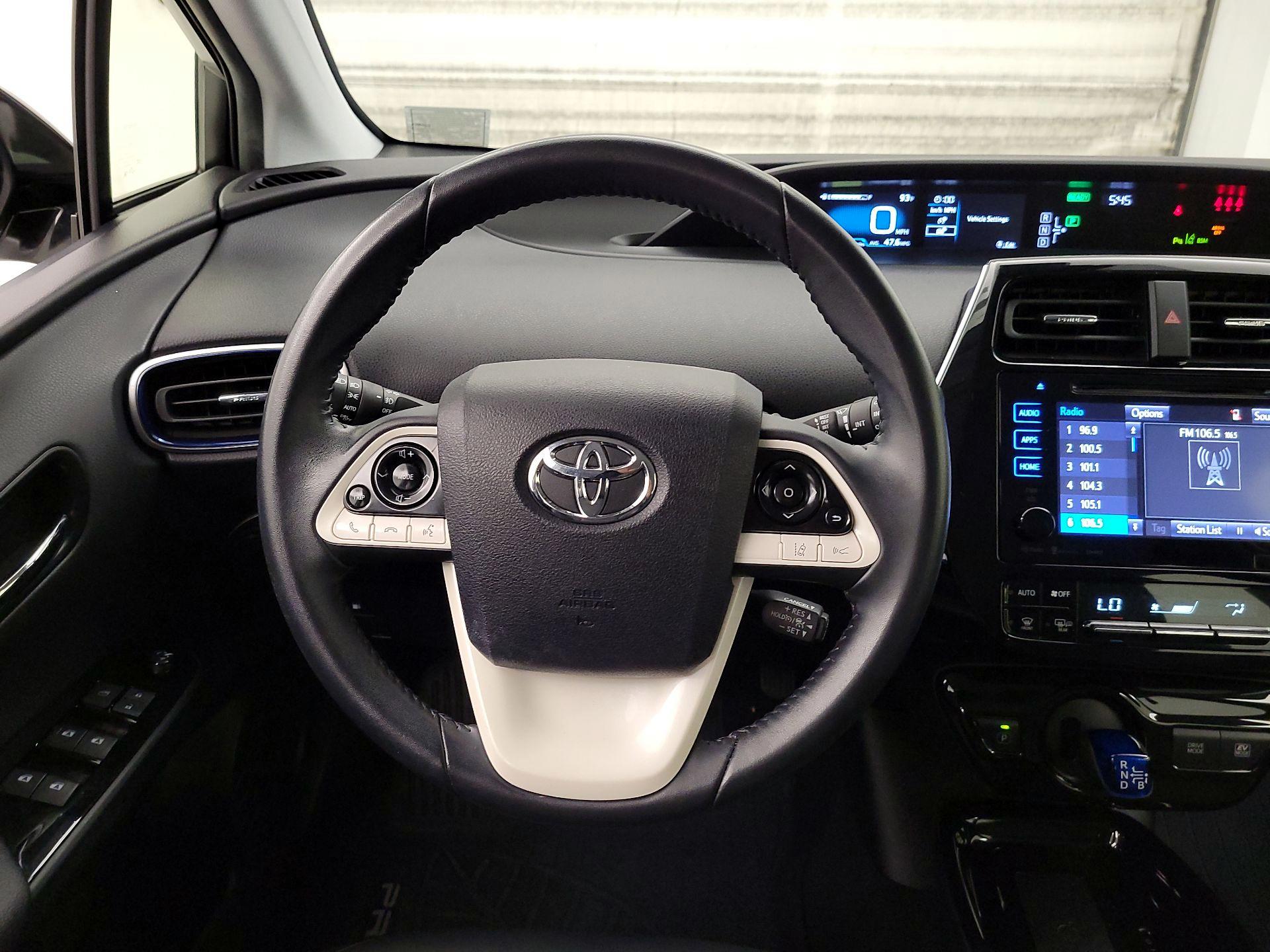 Thumbnail: 2018 Toyota Prius - 10