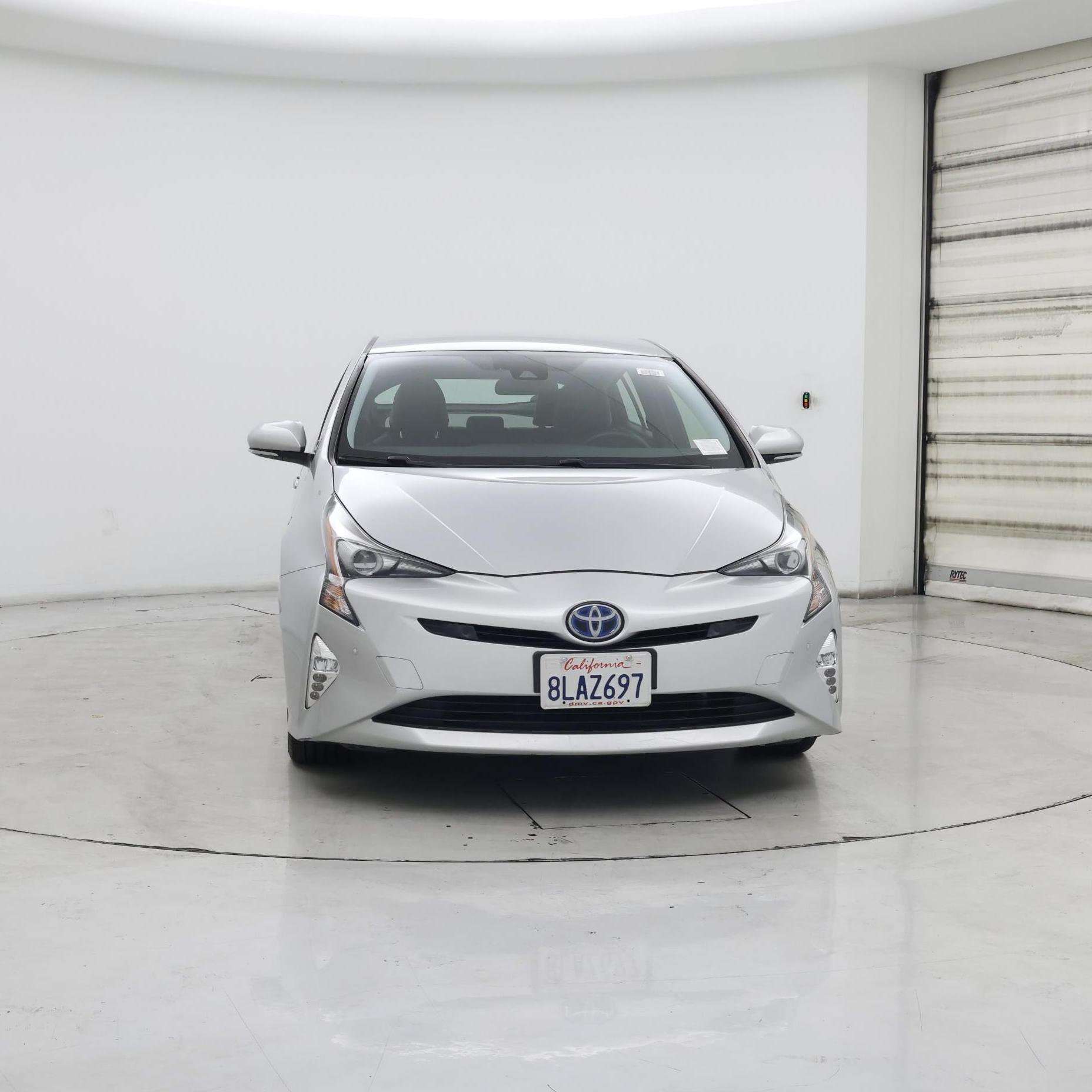 Thumbnail: 2018 Toyota Prius - 5