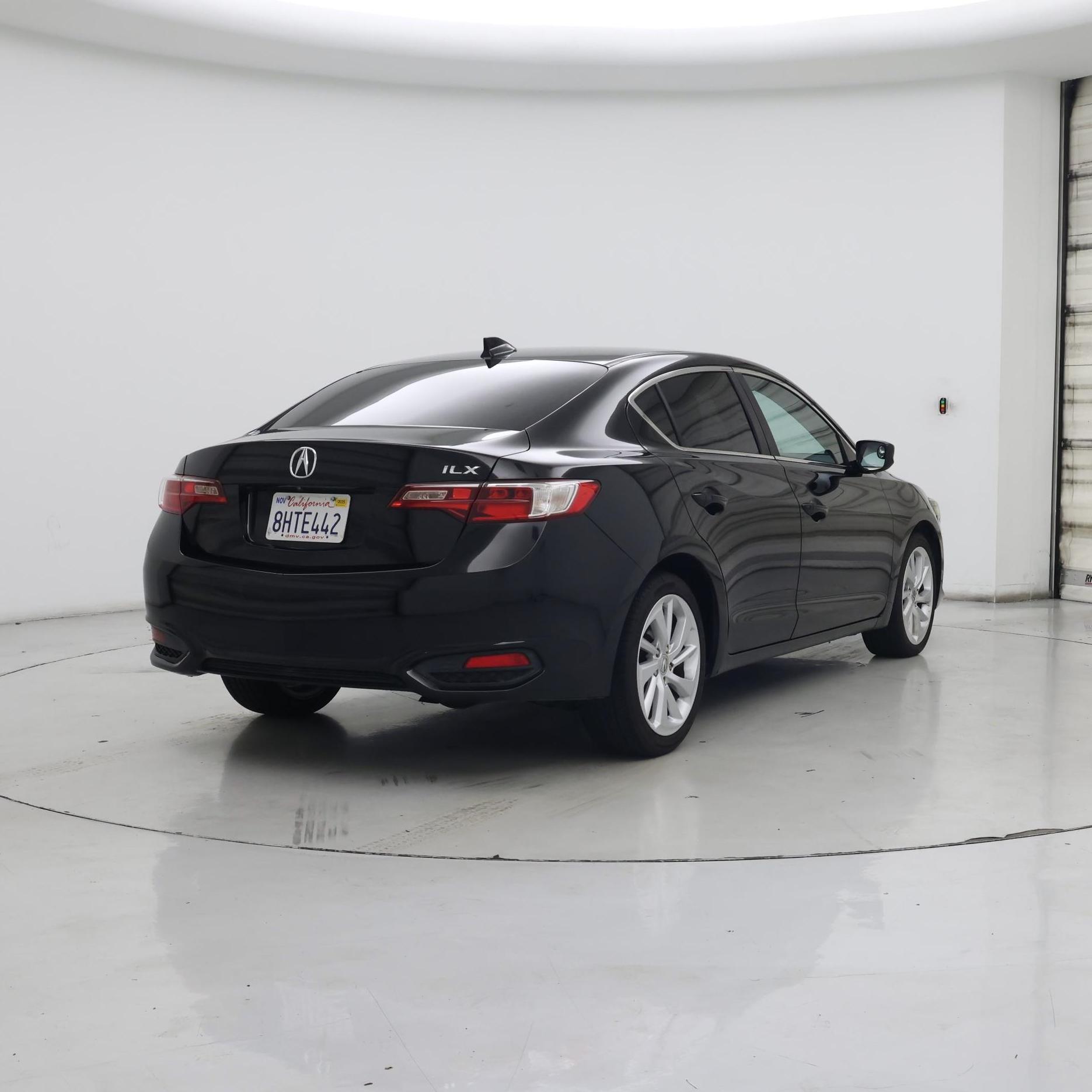 Thumbnail: 2016 Acura ILX - 8