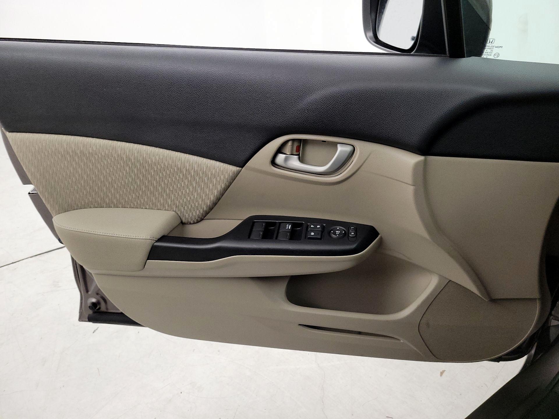 Thumbnail: 2014 Honda Civic - 12