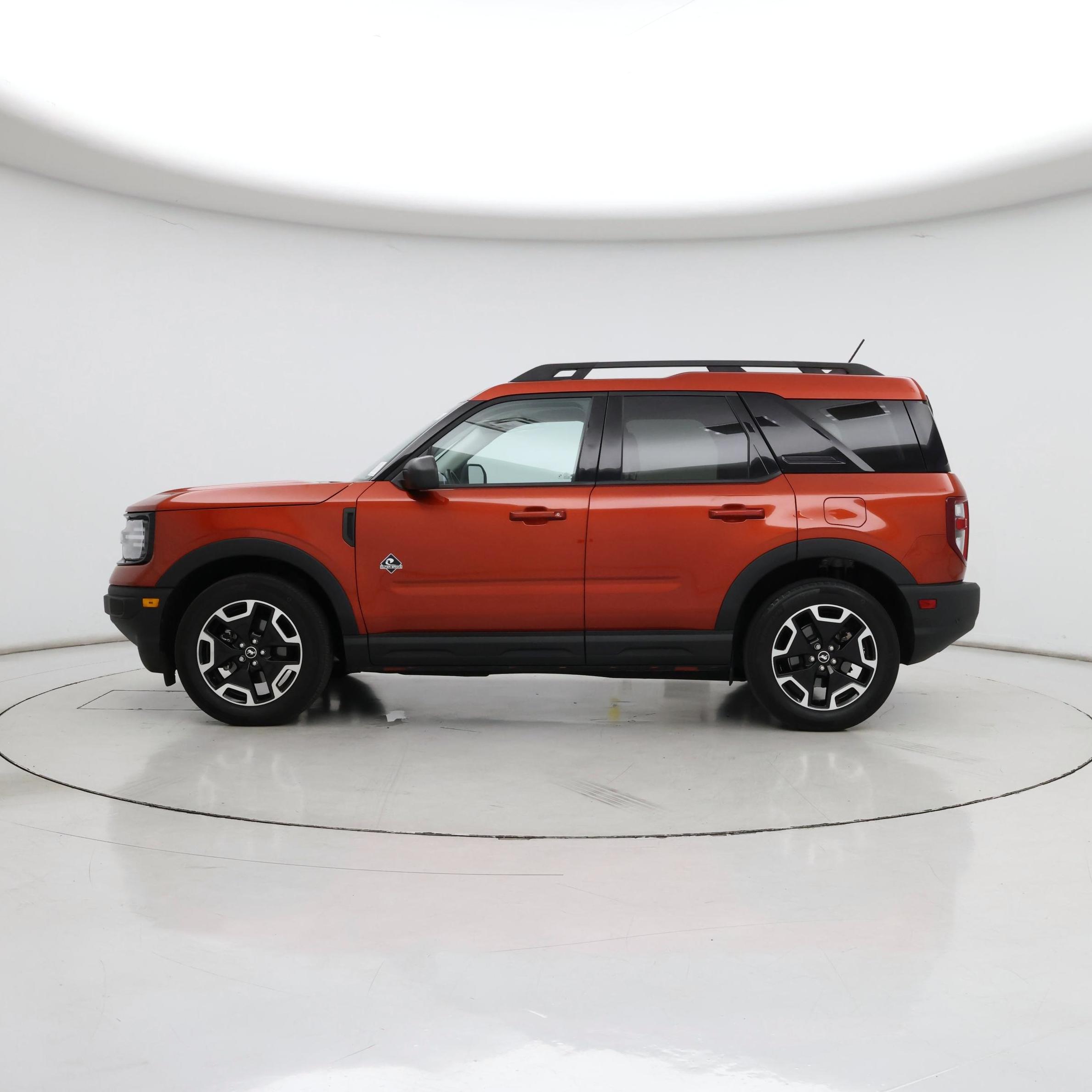 Thumbnail: 2023 Ford Bronco Sport - 3