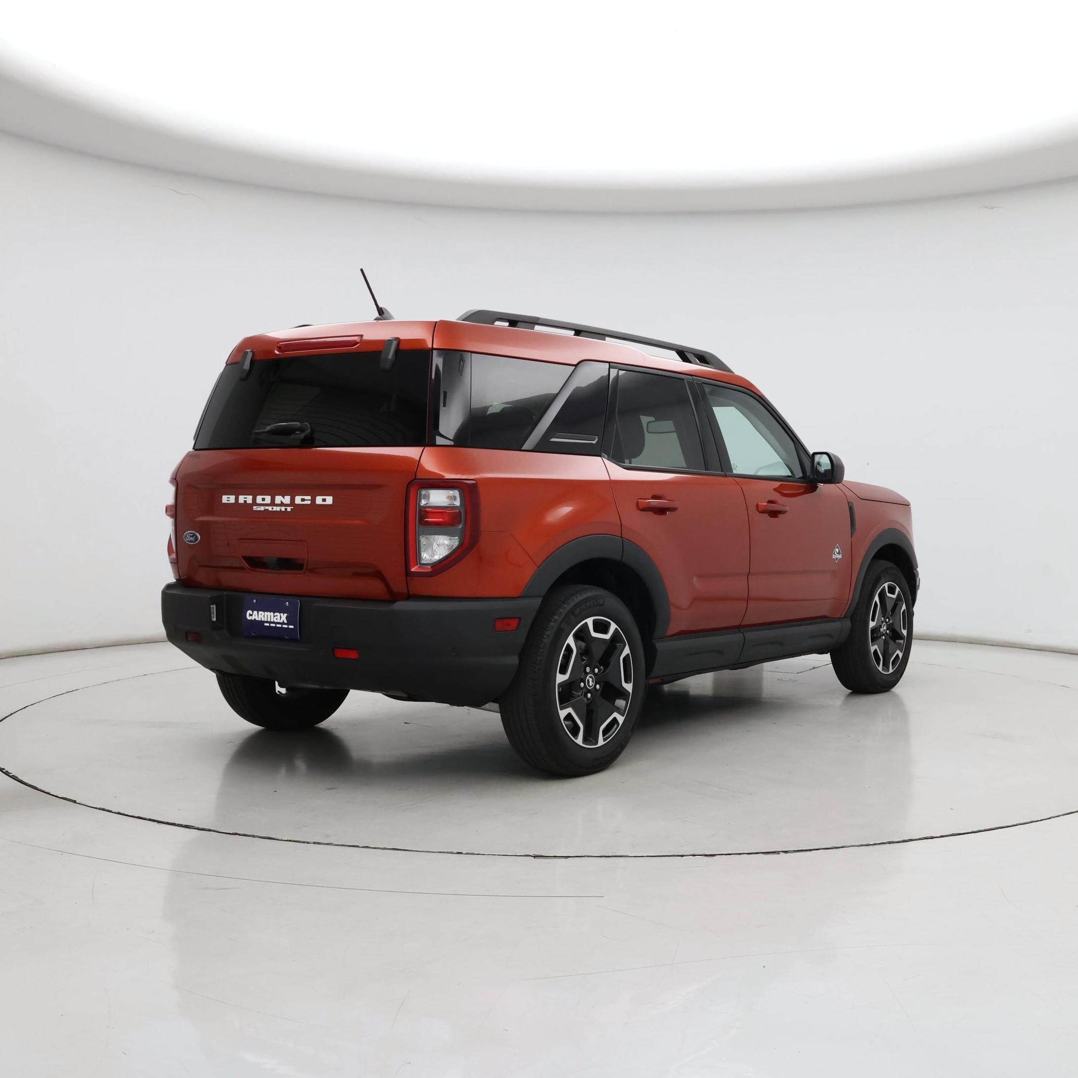 Thumbnail: 2023 Ford Bronco Sport - 8